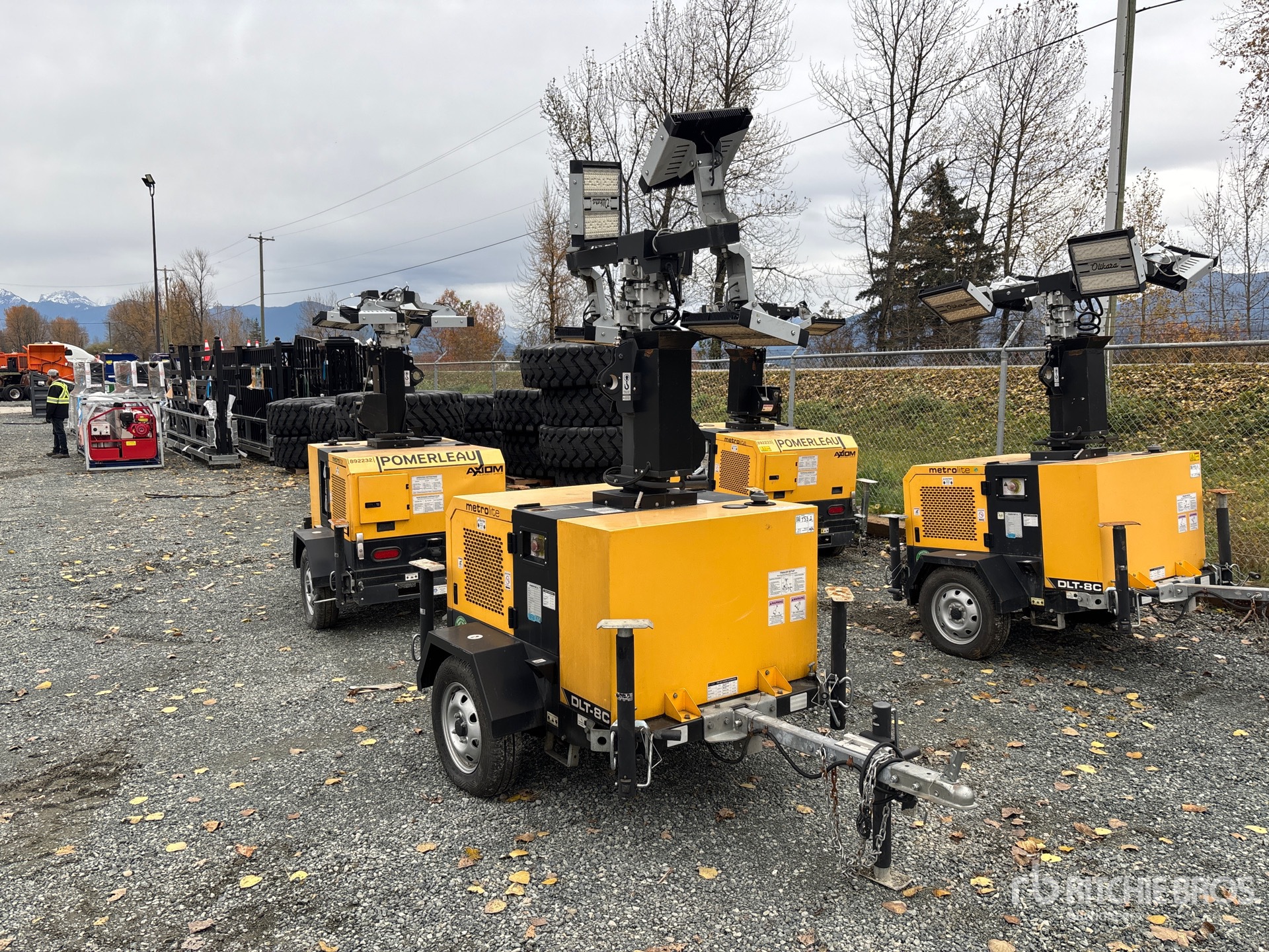 General Appearance with Bild, Ecke vorne rechts