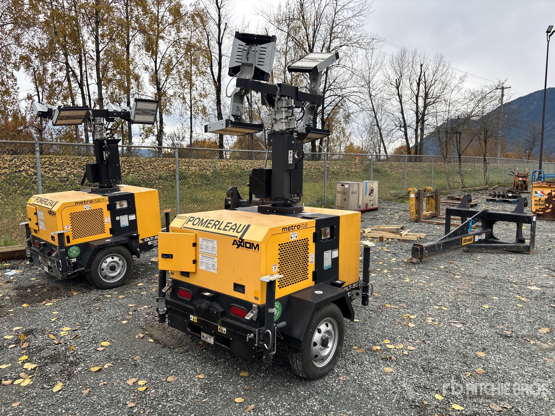 General Appearance with Bild, Ecke hinten rechts