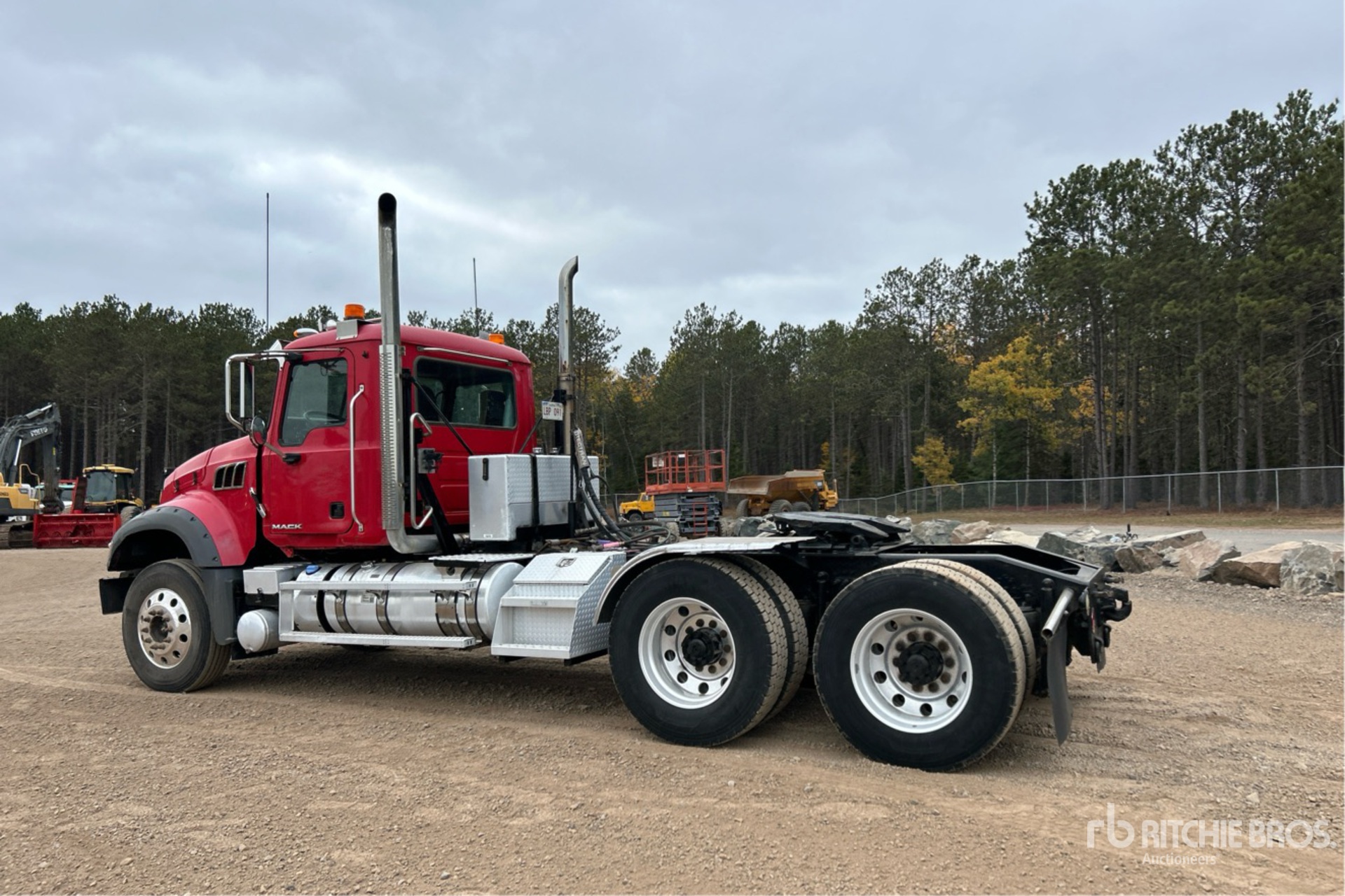 General Appearance with Imagen: esquina trasera izquierda