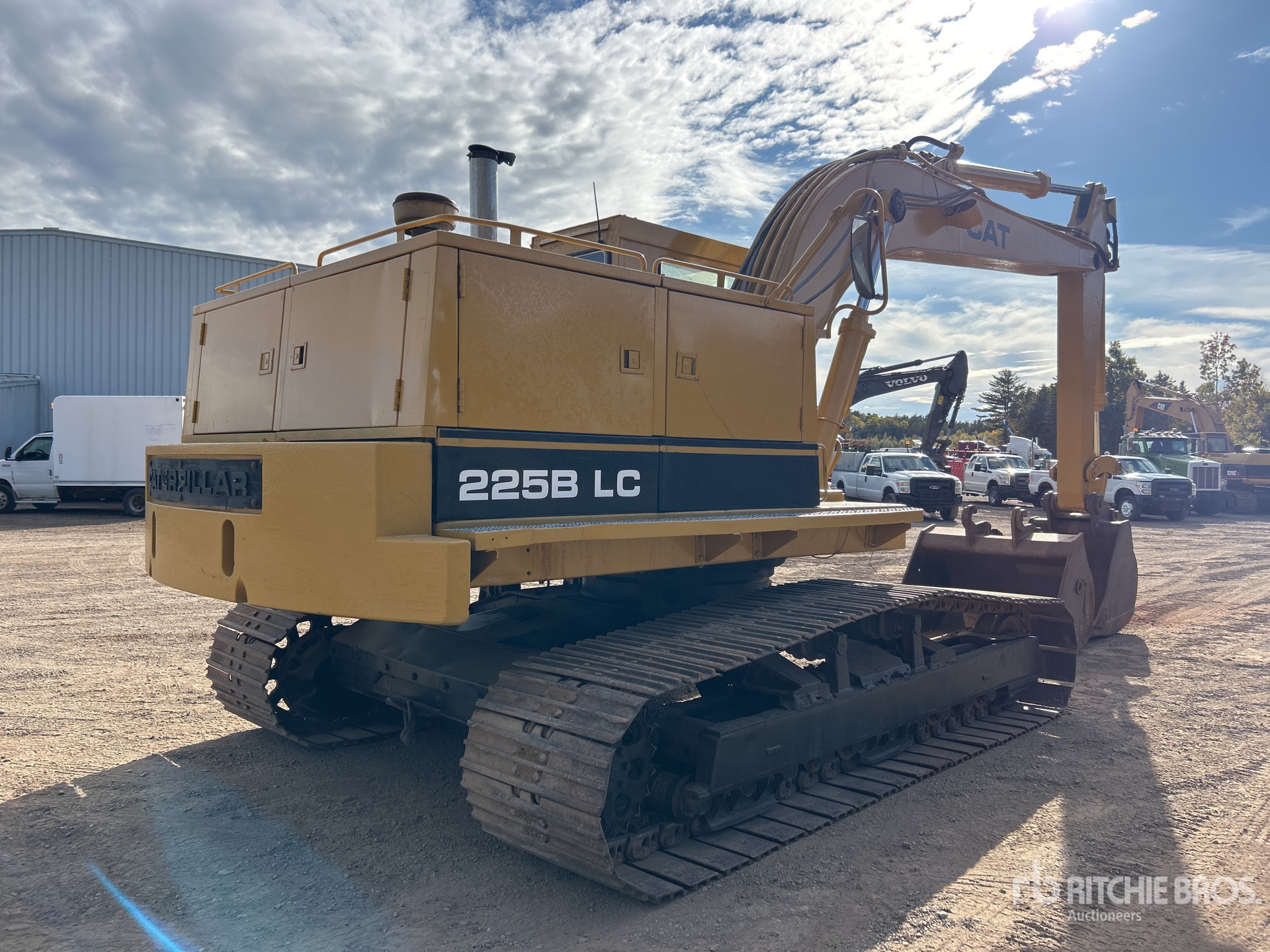 EXCAVADORA 1987 CATERPILLAR 225B