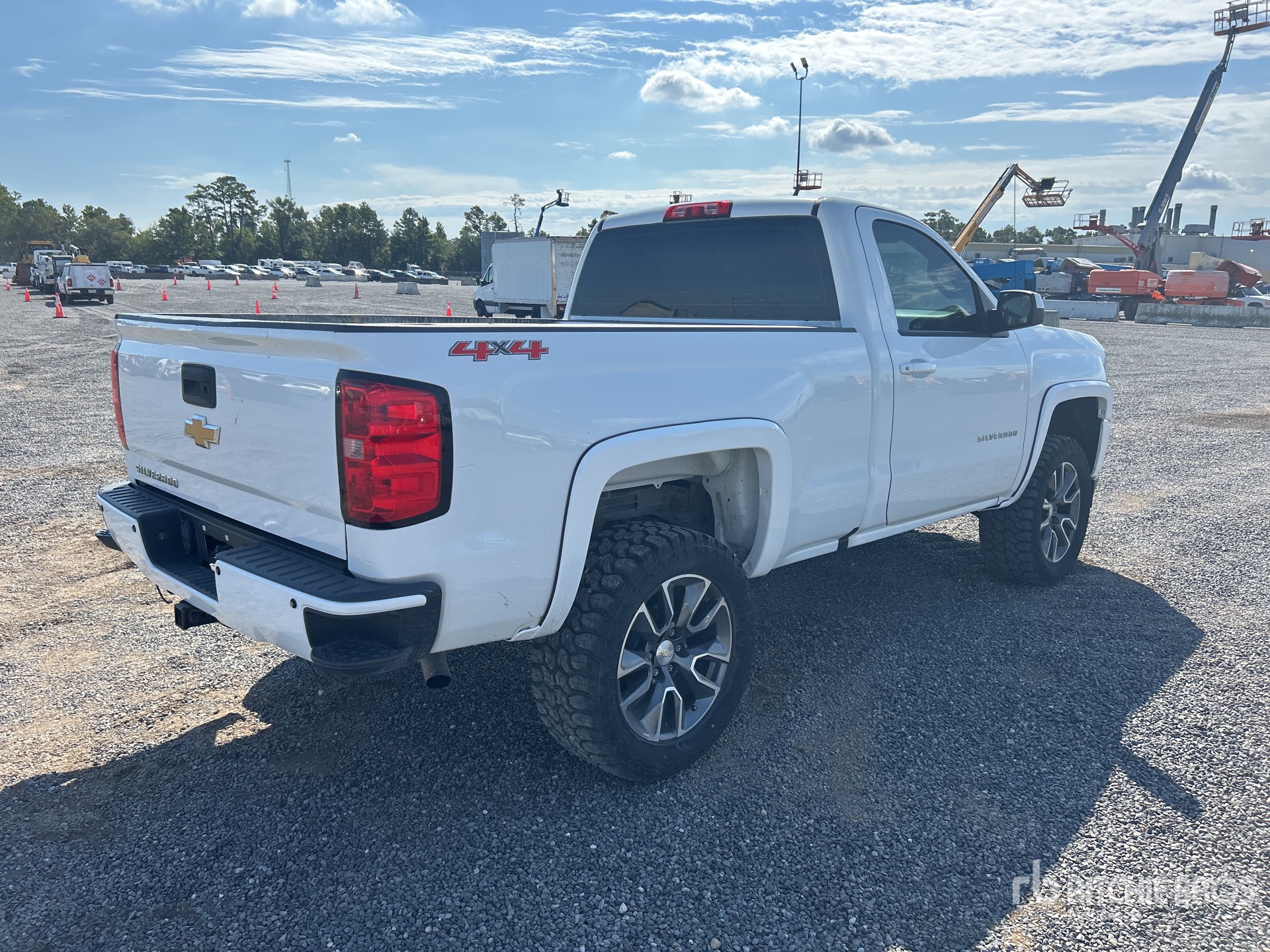General Appearance with Picture, Right Rear Corner