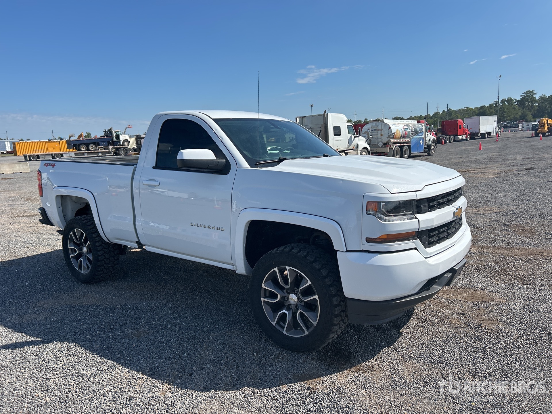 General Appearance with Picture, Right Front Corner