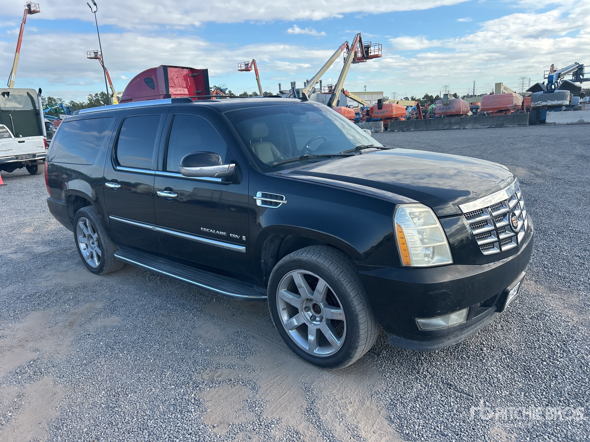 General Appearance with Picture, Right Front Corner