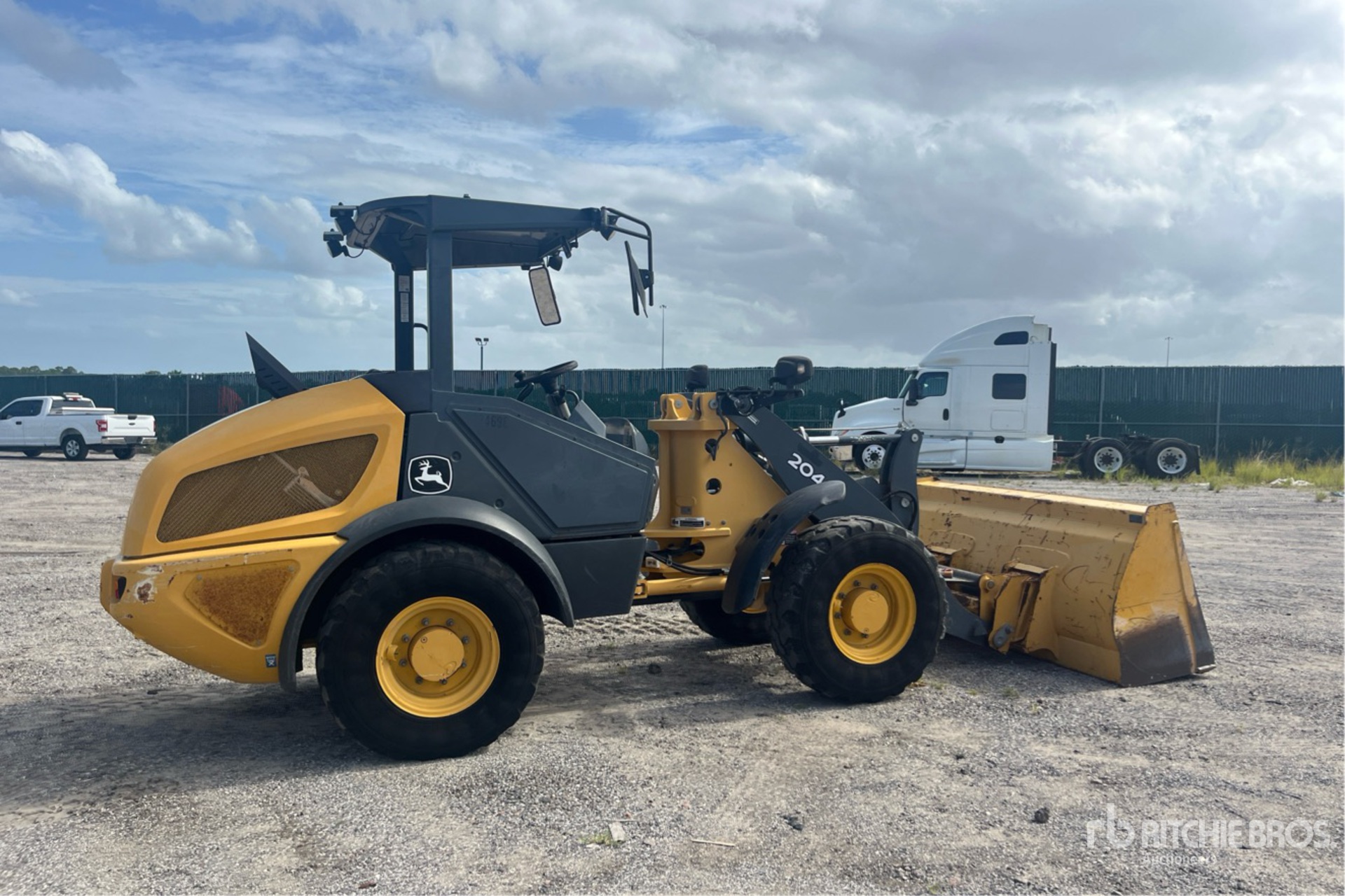 General Appearance with Picture, Right Rear Corner