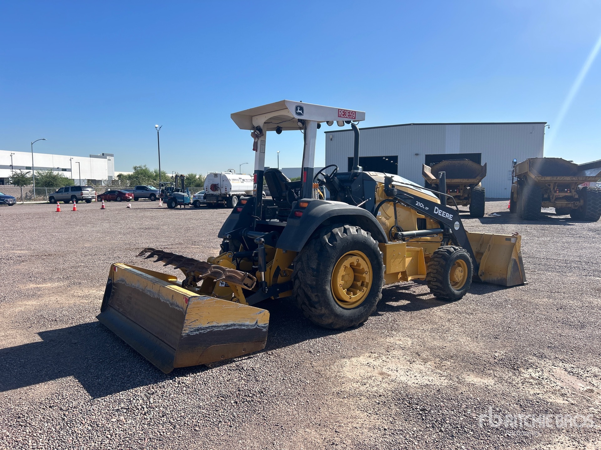 General Appearance with Picture, Right Rear Corner