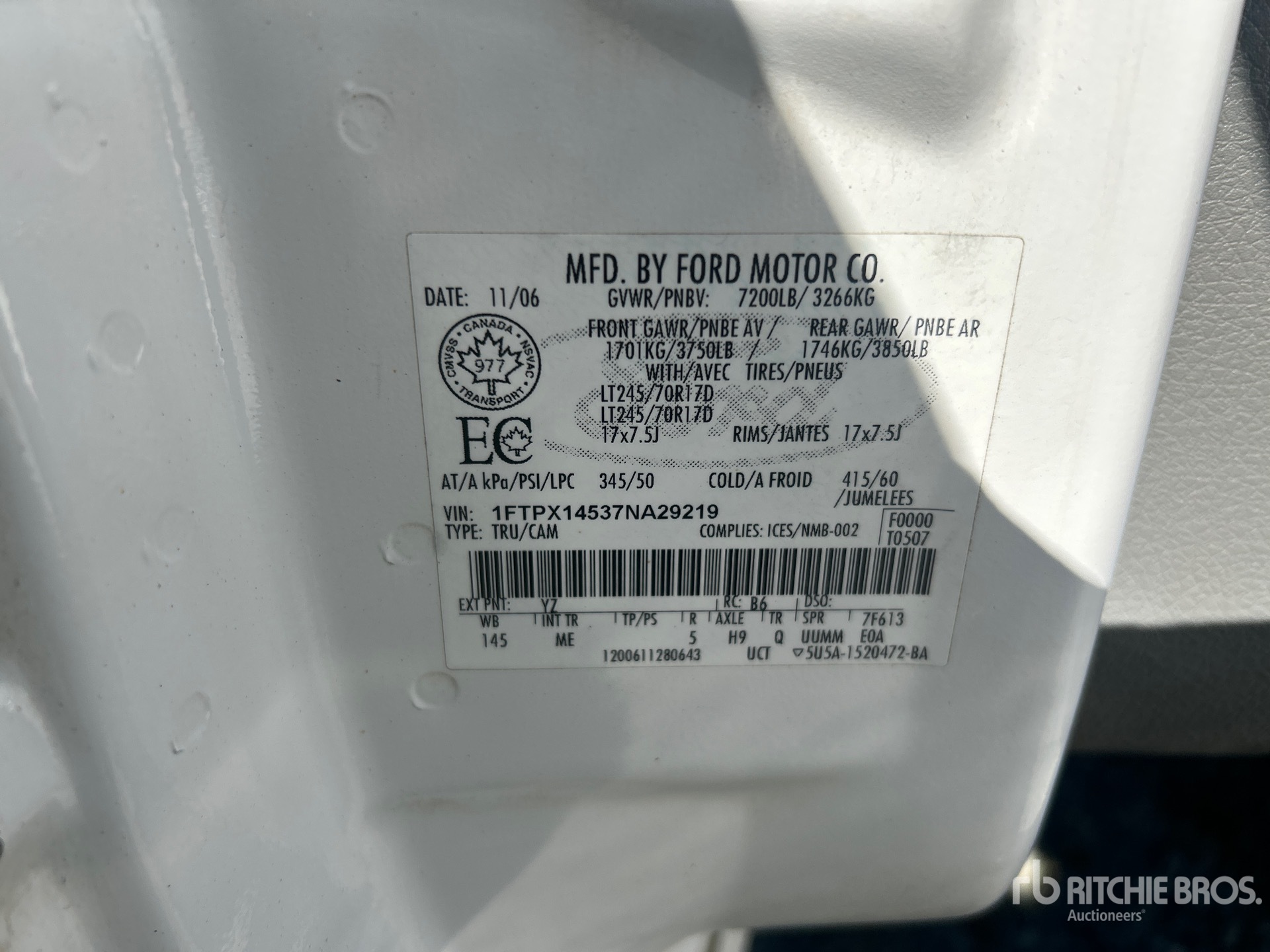 General Appearance with Serial Number / VIN