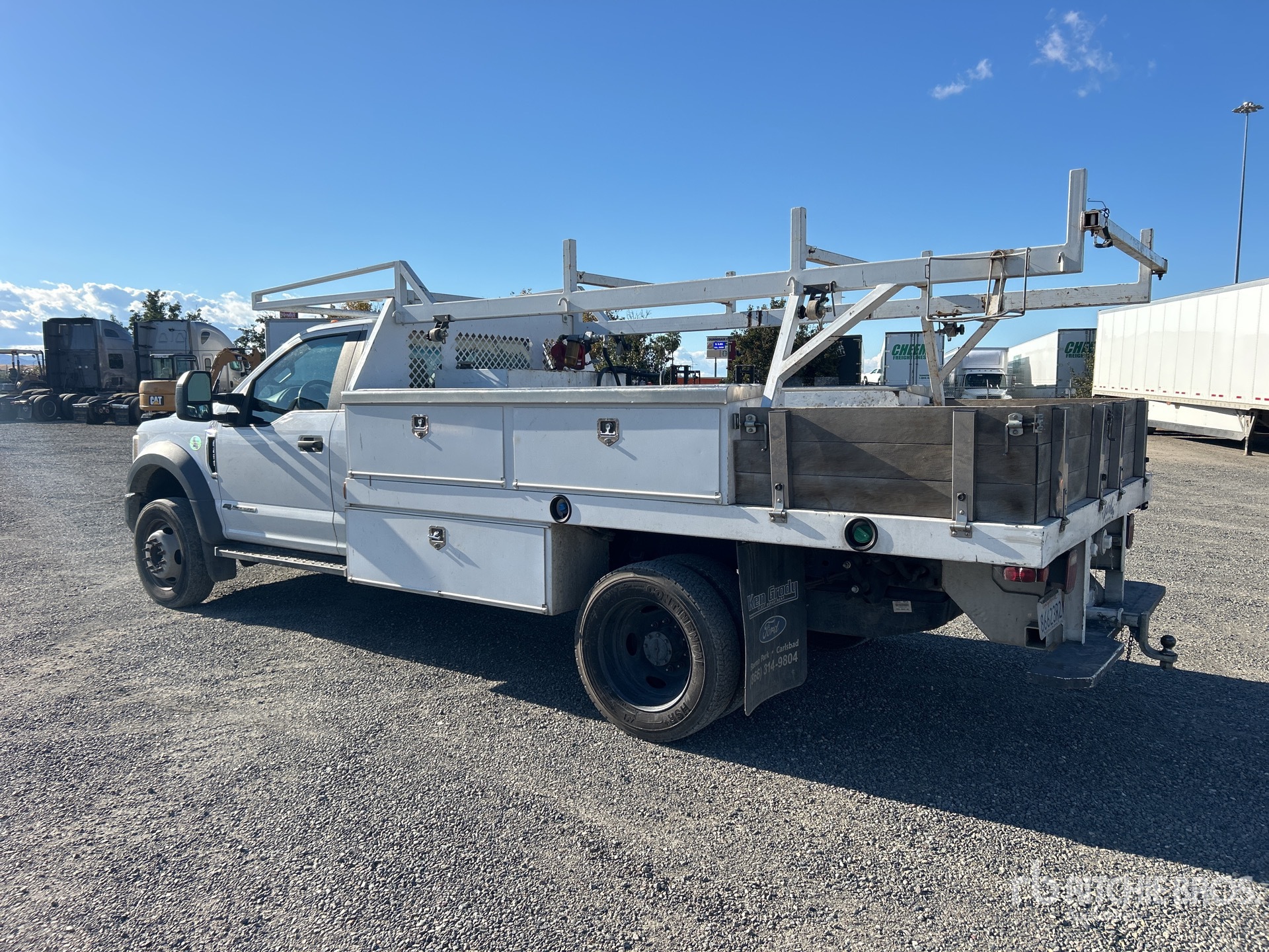 General Appearance with Picture, Left Rear Corner