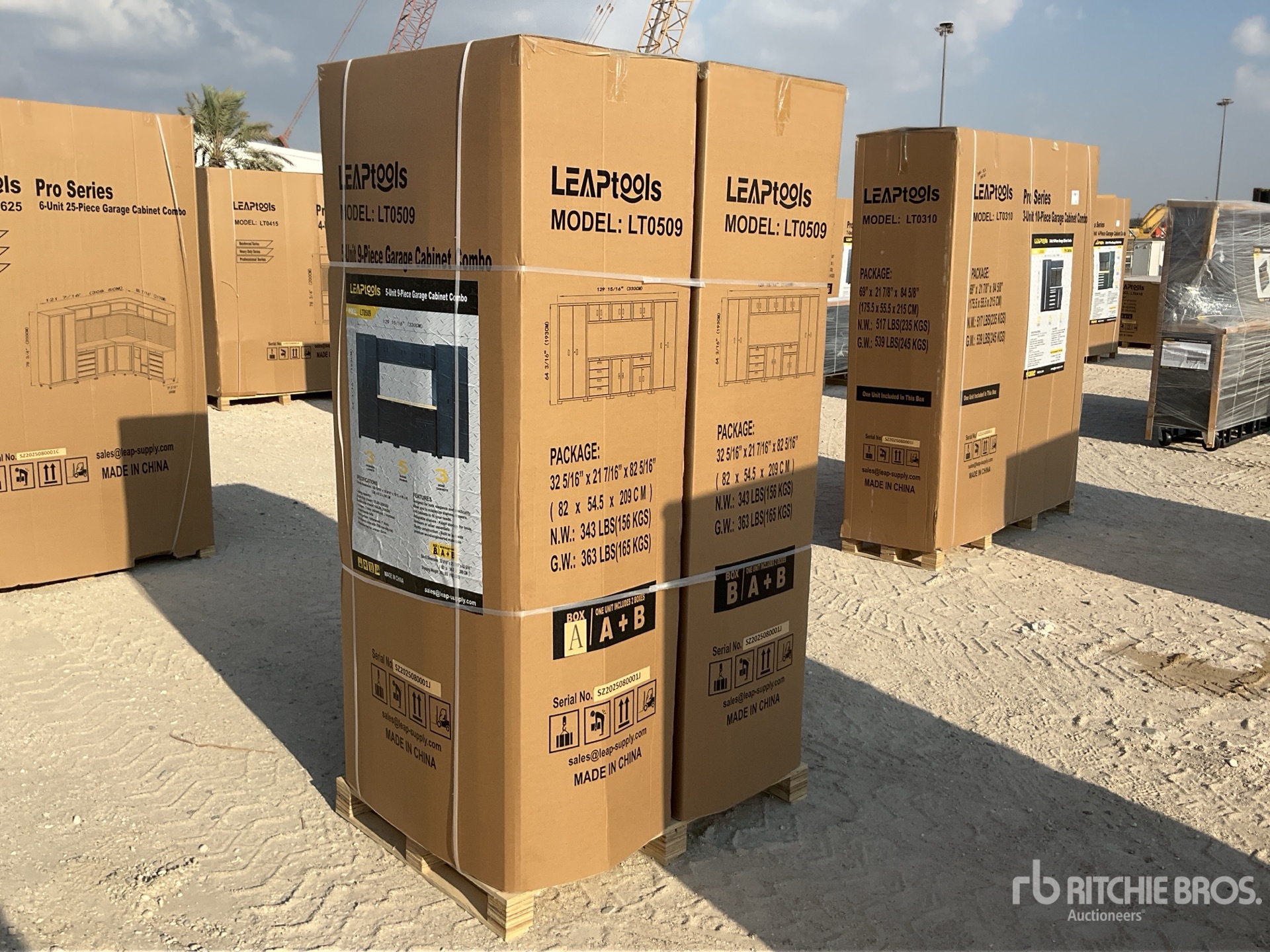 General Appearance with Bild, Ecke hinten rechts