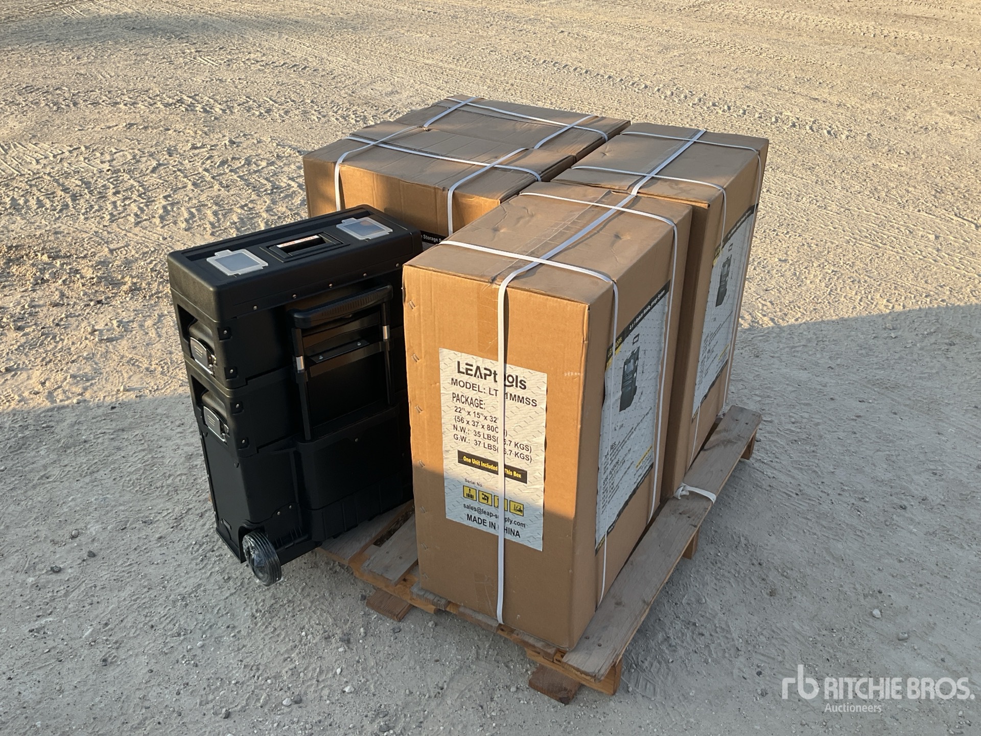 General Appearance with Picture, Right Front Corner