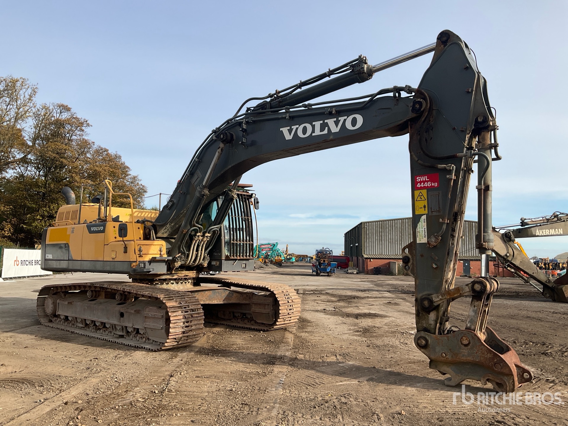 Aspect général with Image, coin avant droit