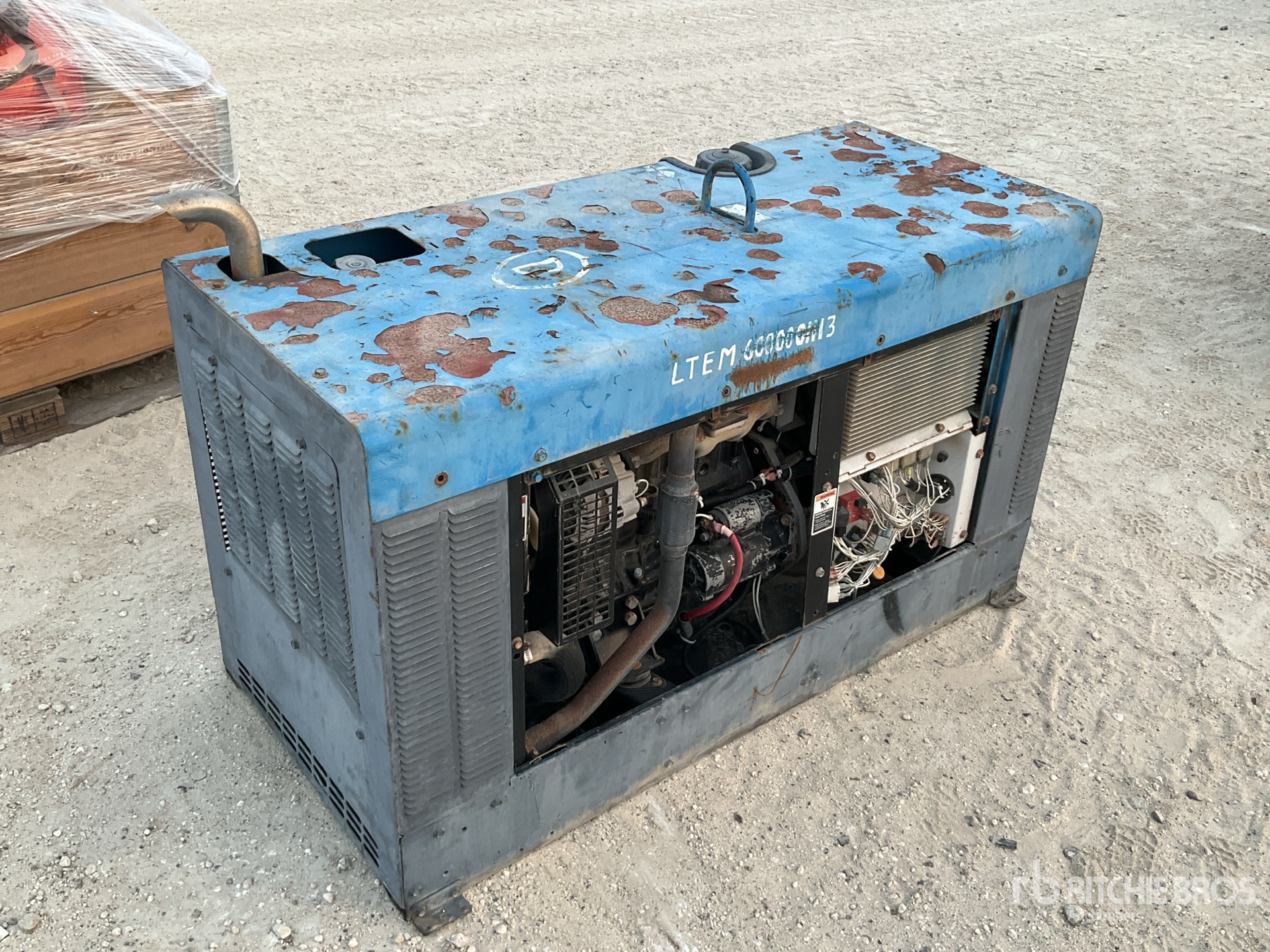 General Appearance with Picture, Left Rear Corner