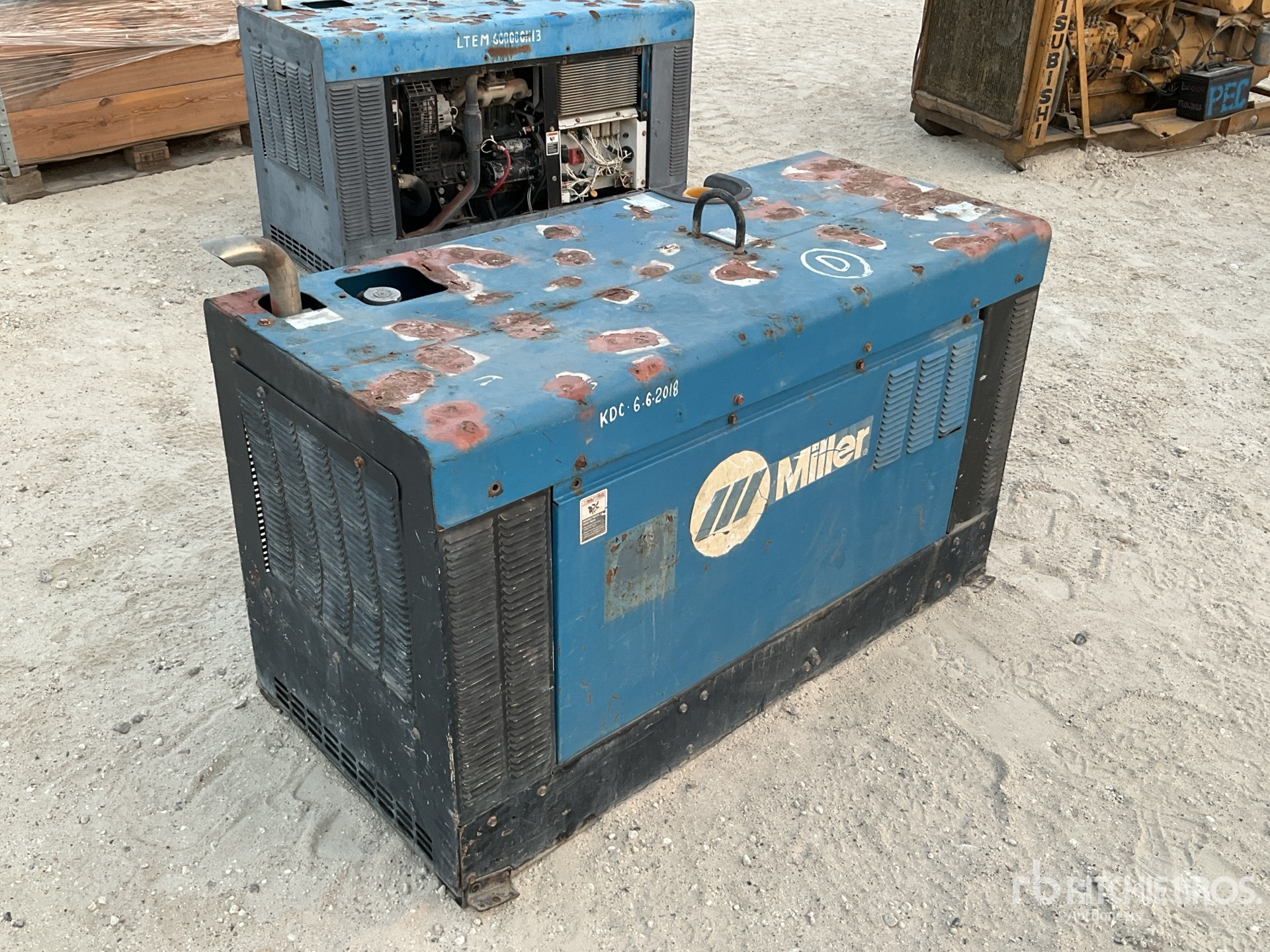 General Appearance with Picture, Left Rear Corner