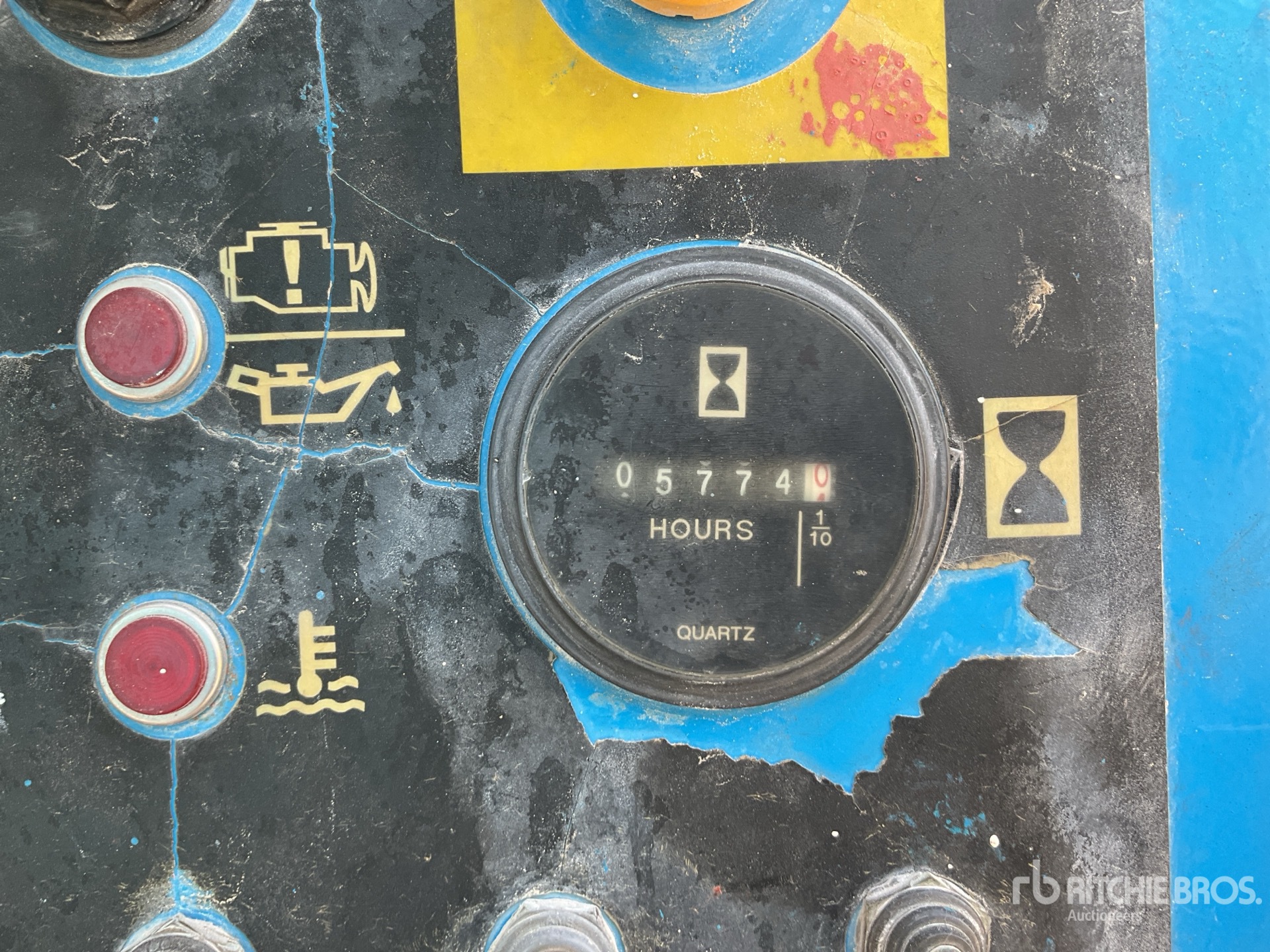 General Appearance with Hour Meter / Odometer