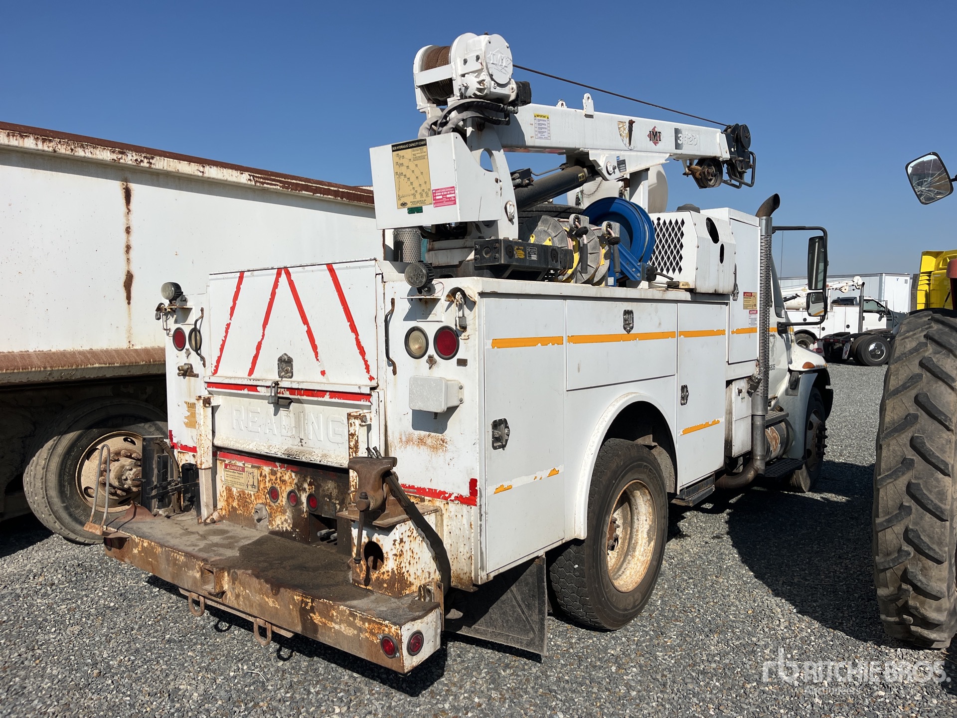 General Appearance with Bild, Ecke hinten rechts