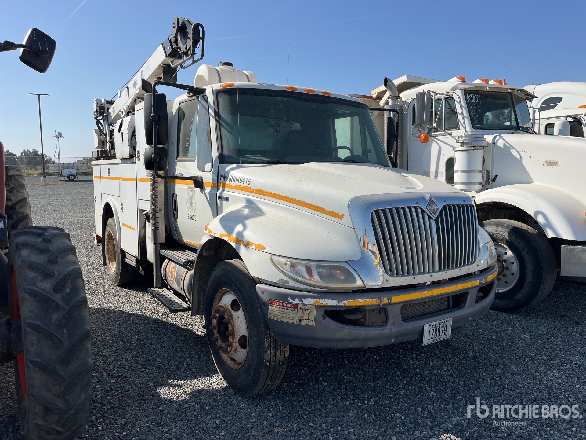 General Appearance with Bild, Ecke vorne rechts