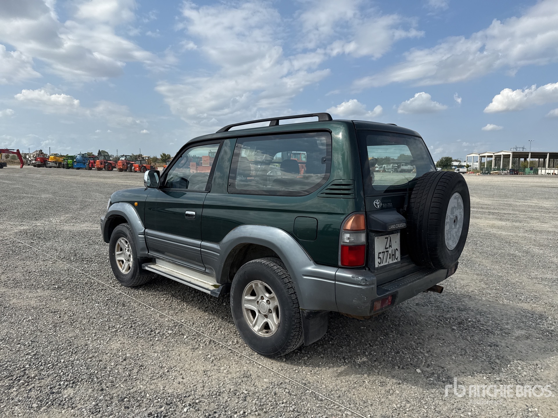 General Appearance with Picture, Left Rear Corner