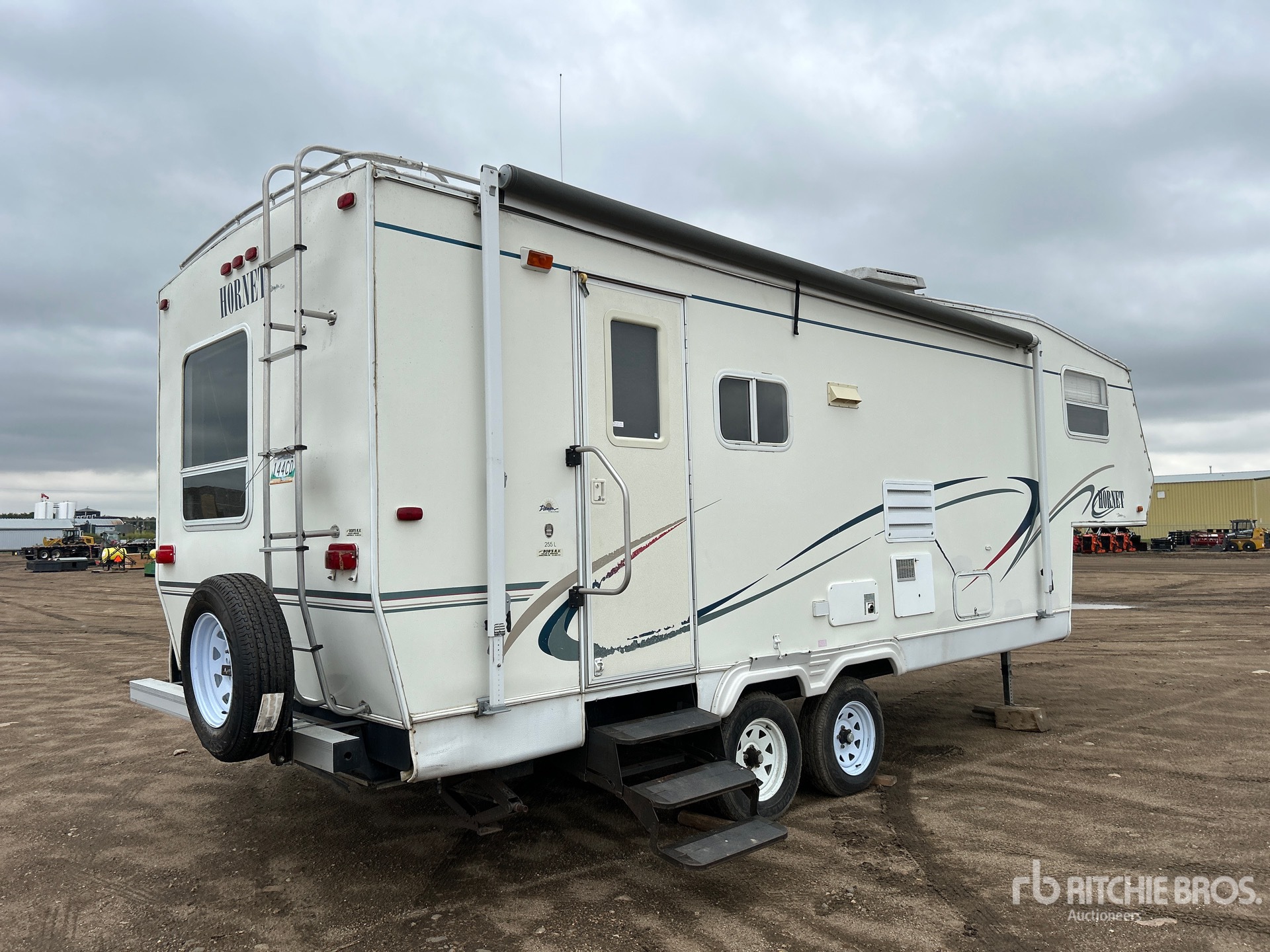 General Appearance with Picture, Right Rear Corner