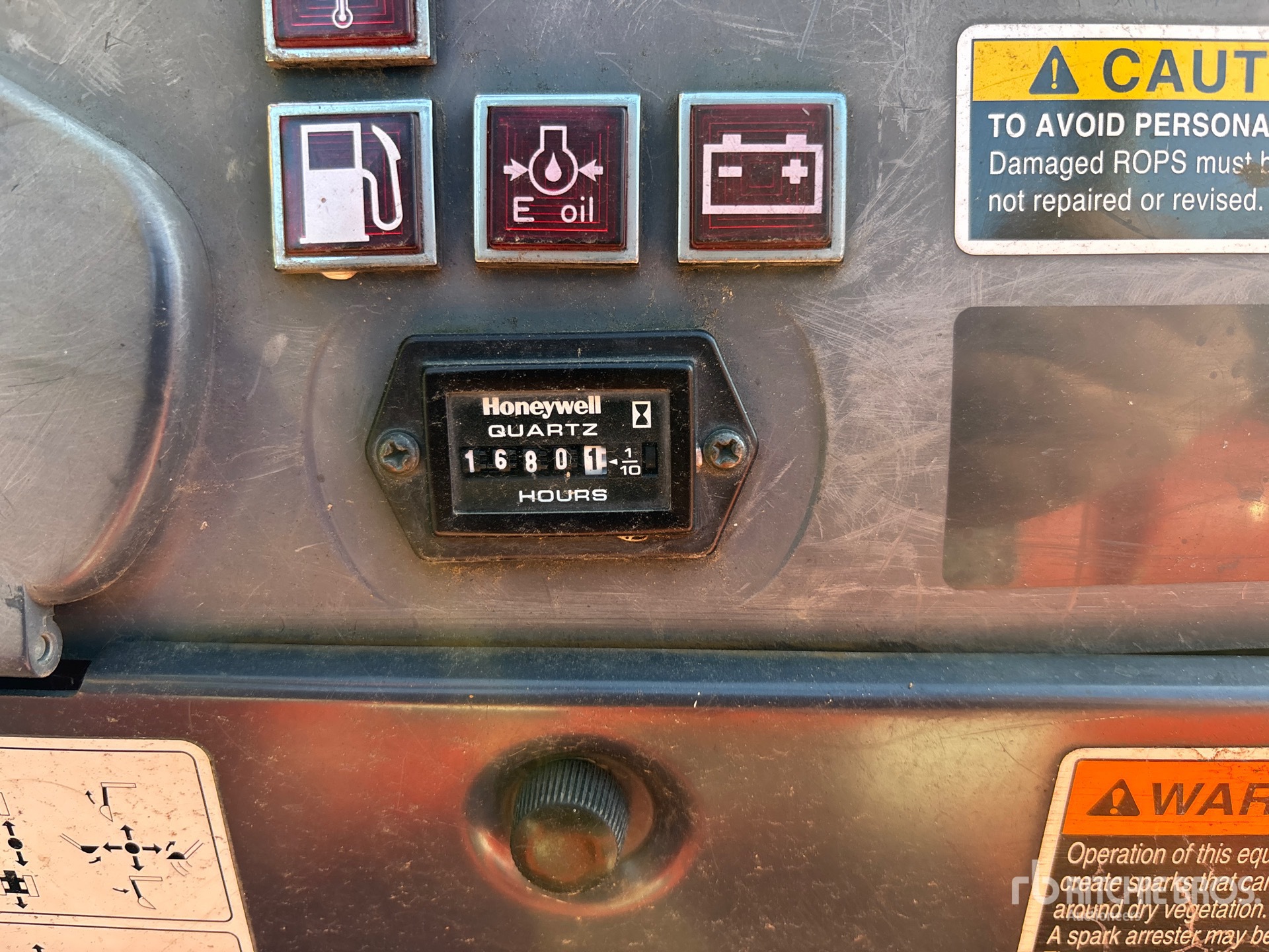 General Appearance with Horímetro / Odómetro