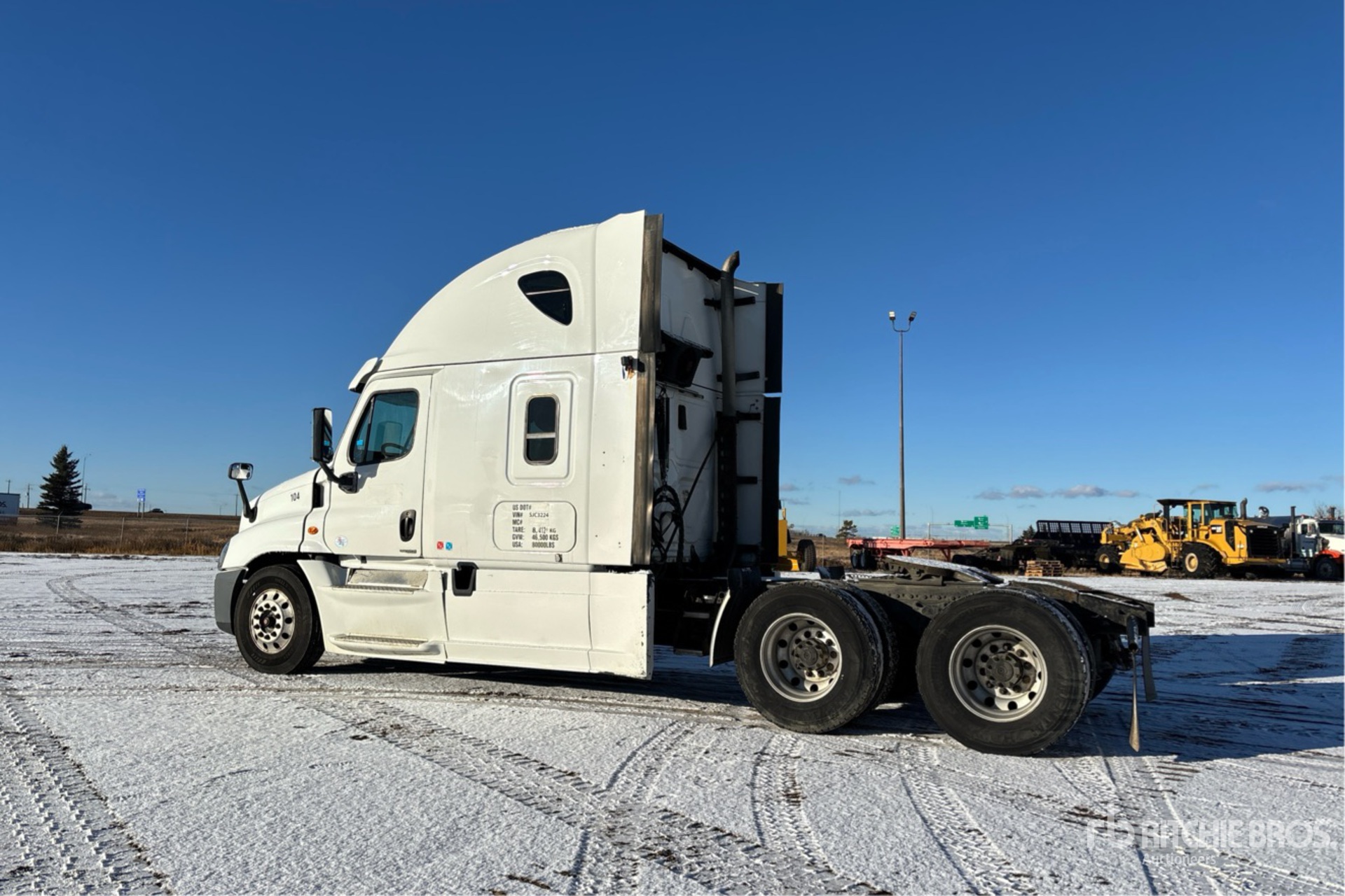 General Appearance with Imagen: esquina trasera izquierda