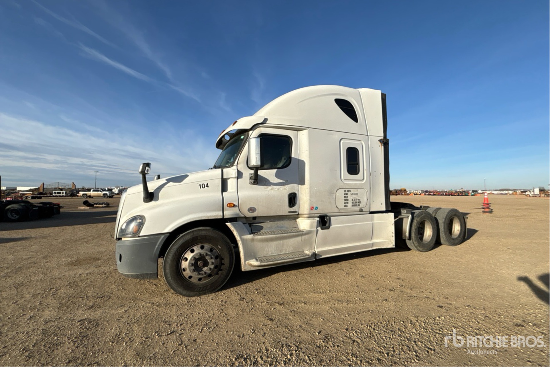 Aspect général with Image, coin avant gauche