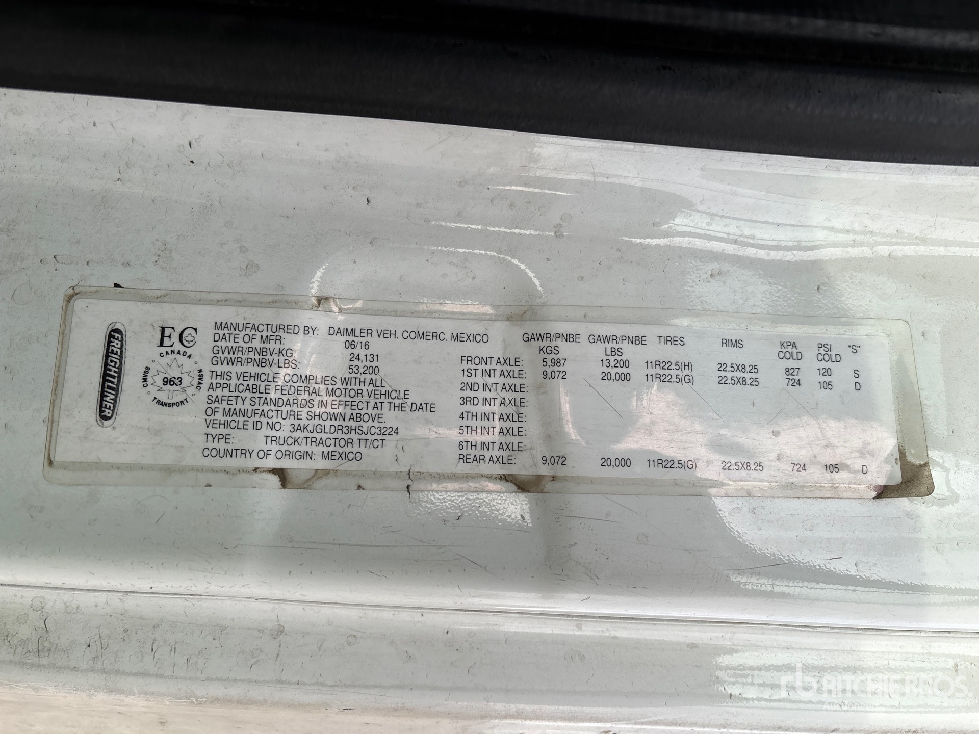 General Appearance with Serial Number / VIN