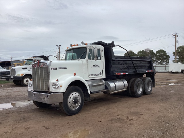1977 (unverified) Kenworth W900A 6x4 T/A Dump Truck