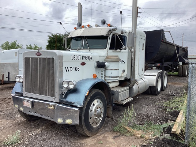 1984 Peterbilt 359 6x4 T/A Sleeper Truck Tractor