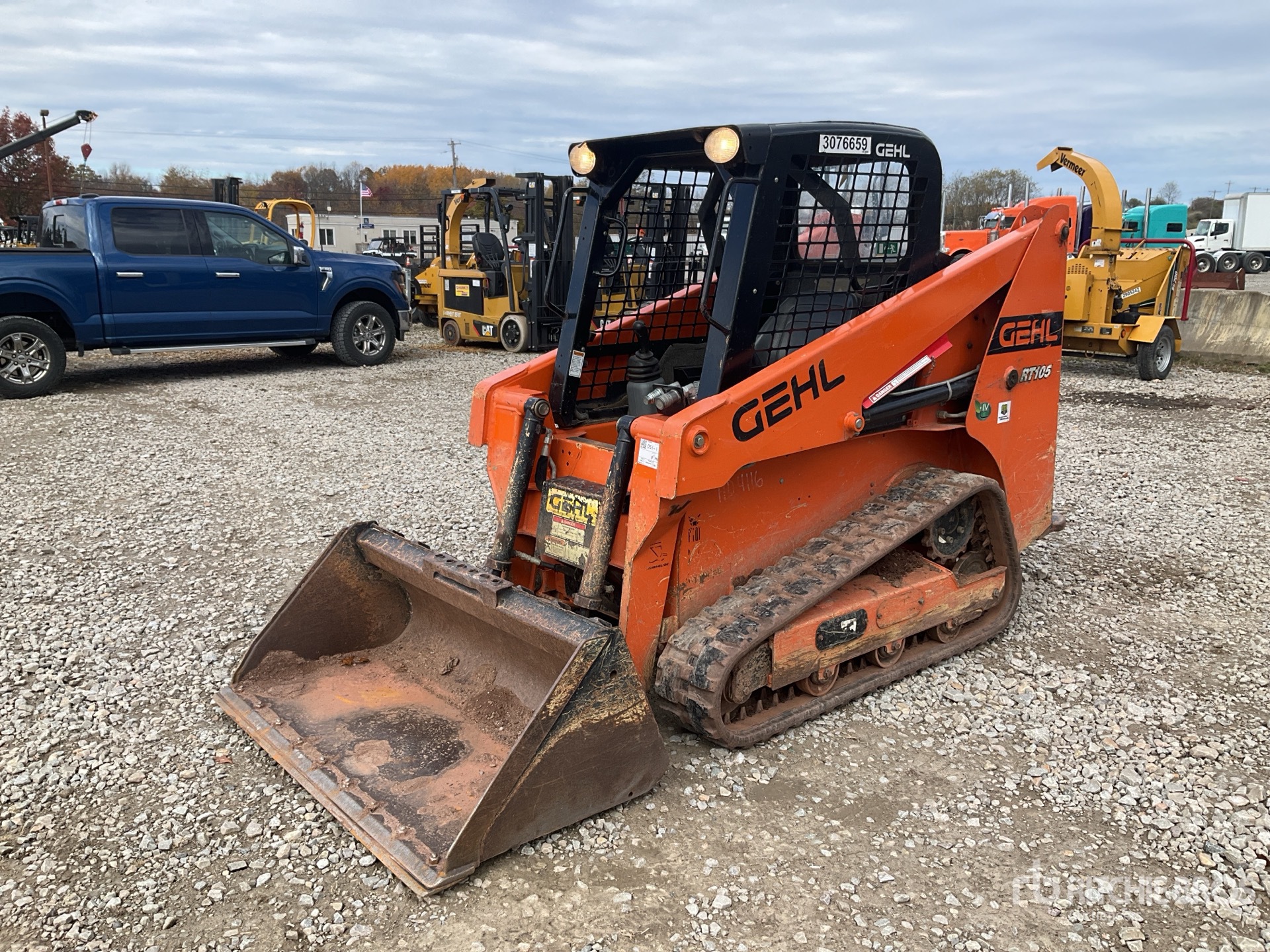 General Appearance with Picture, Left Front Corner