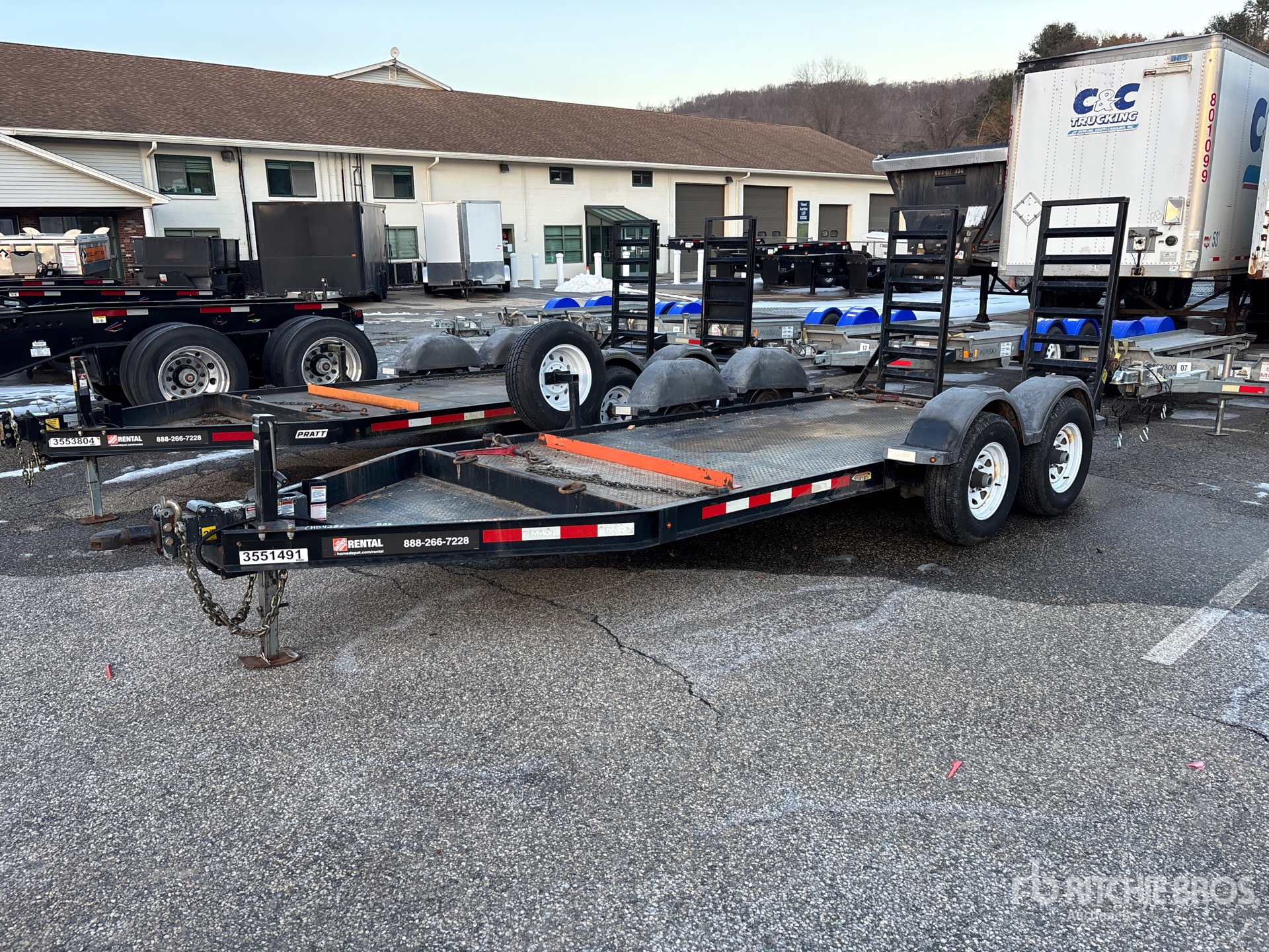 General Appearance with Picture, Left Front Corner