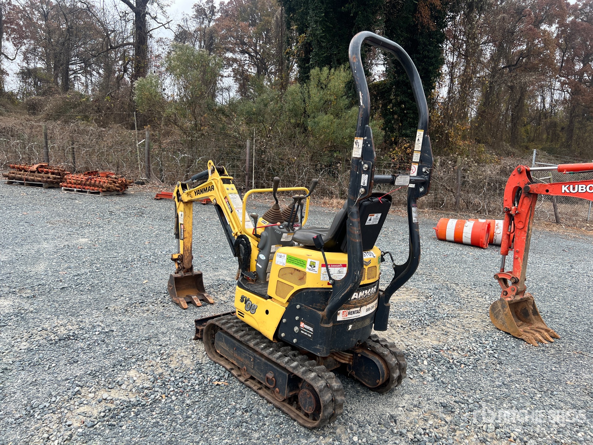 General Appearance with Picture, Left Rear Corner