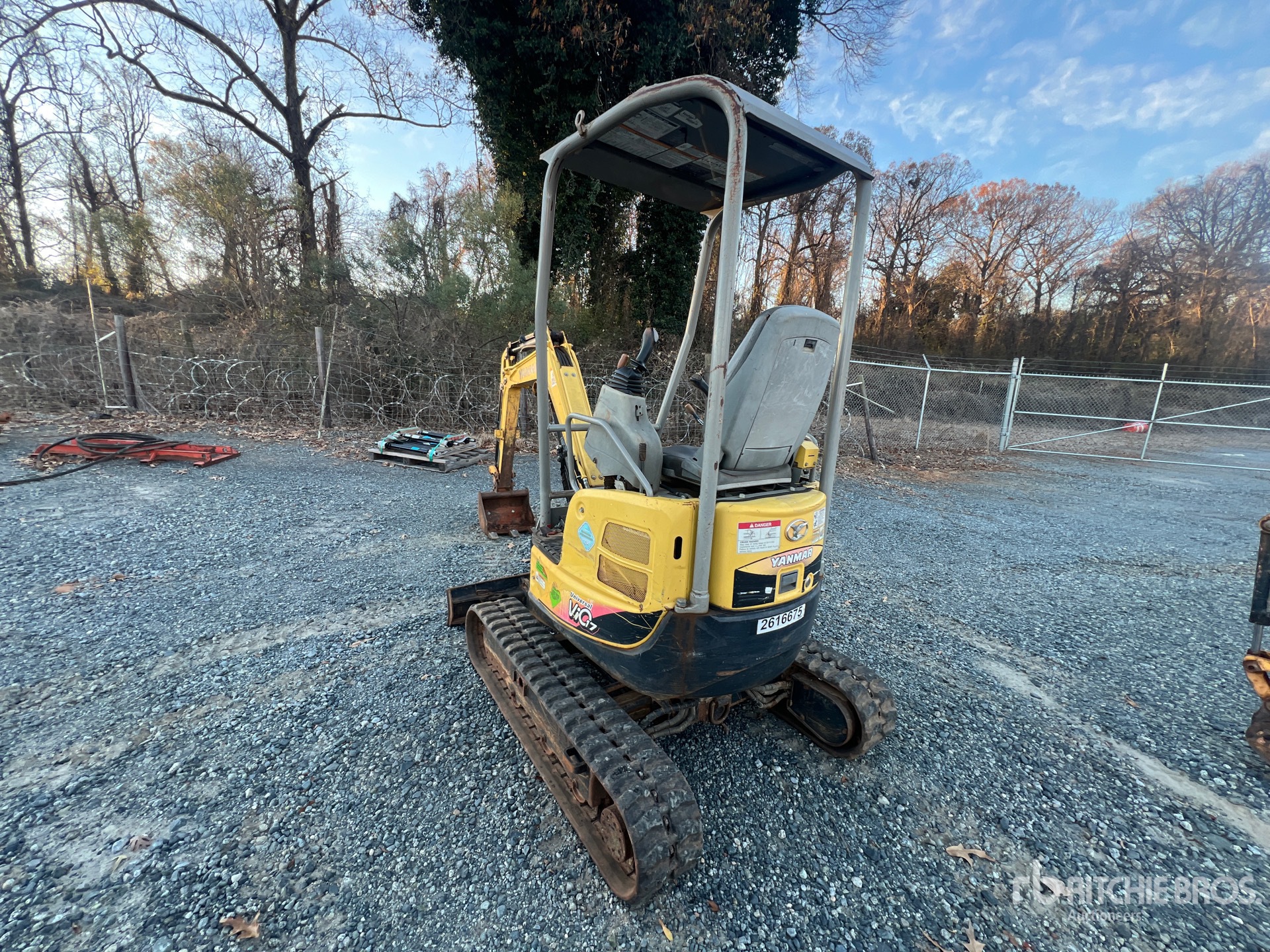 General Appearance with Picture, Left Rear Corner