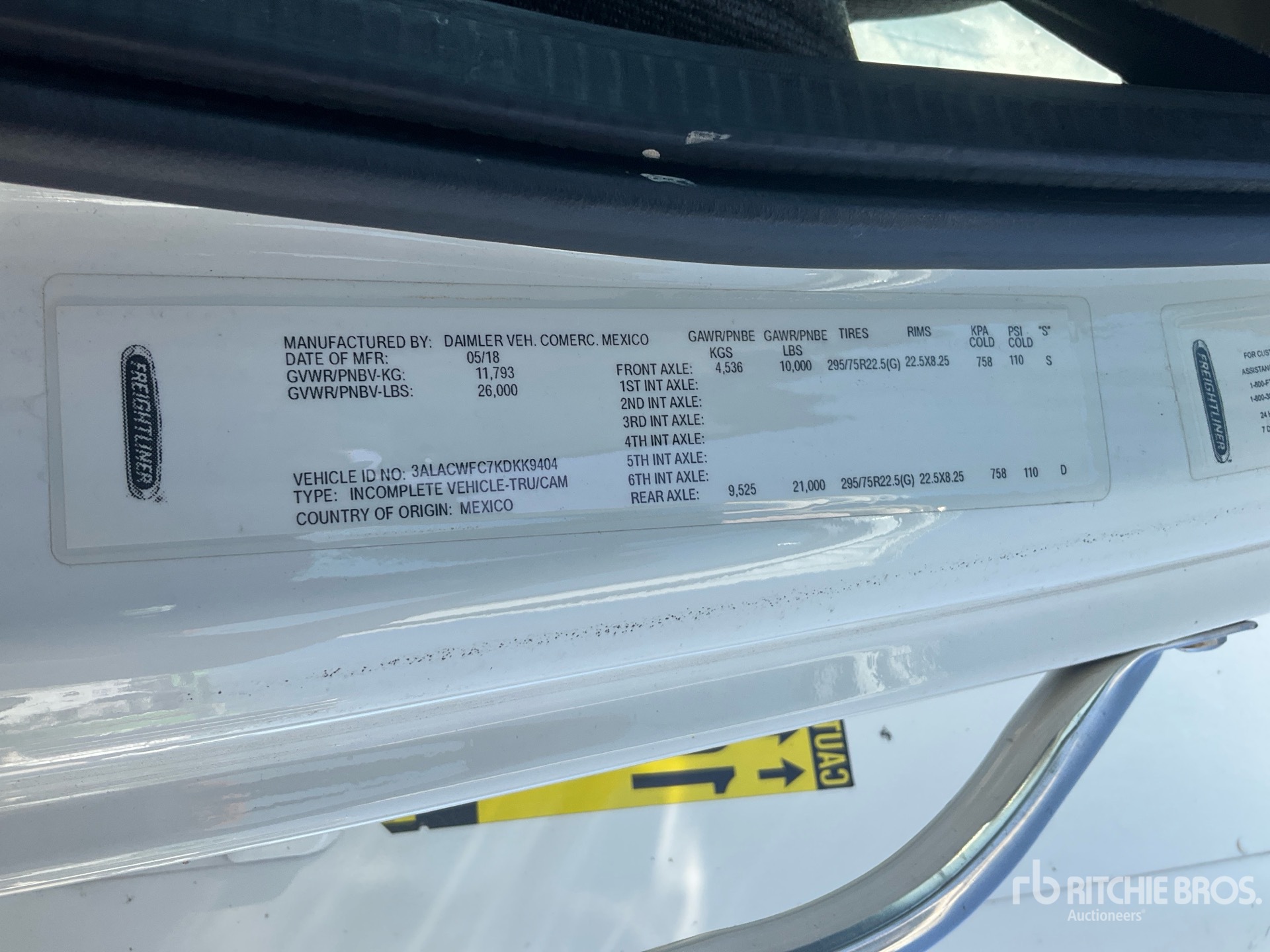 General Appearance with Serial Number / VIN