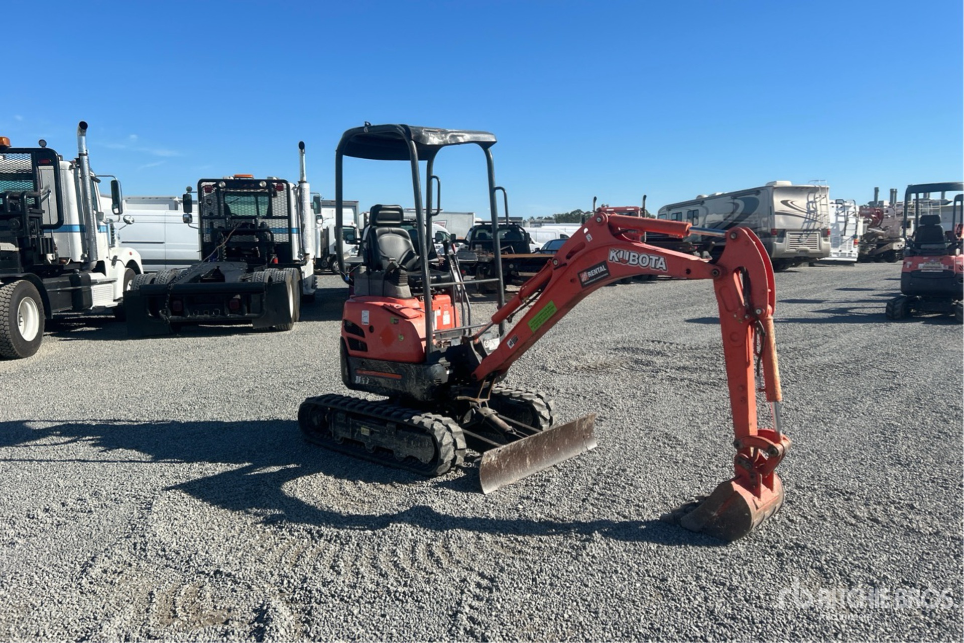 General Appearance with Picture, Right Front Corner