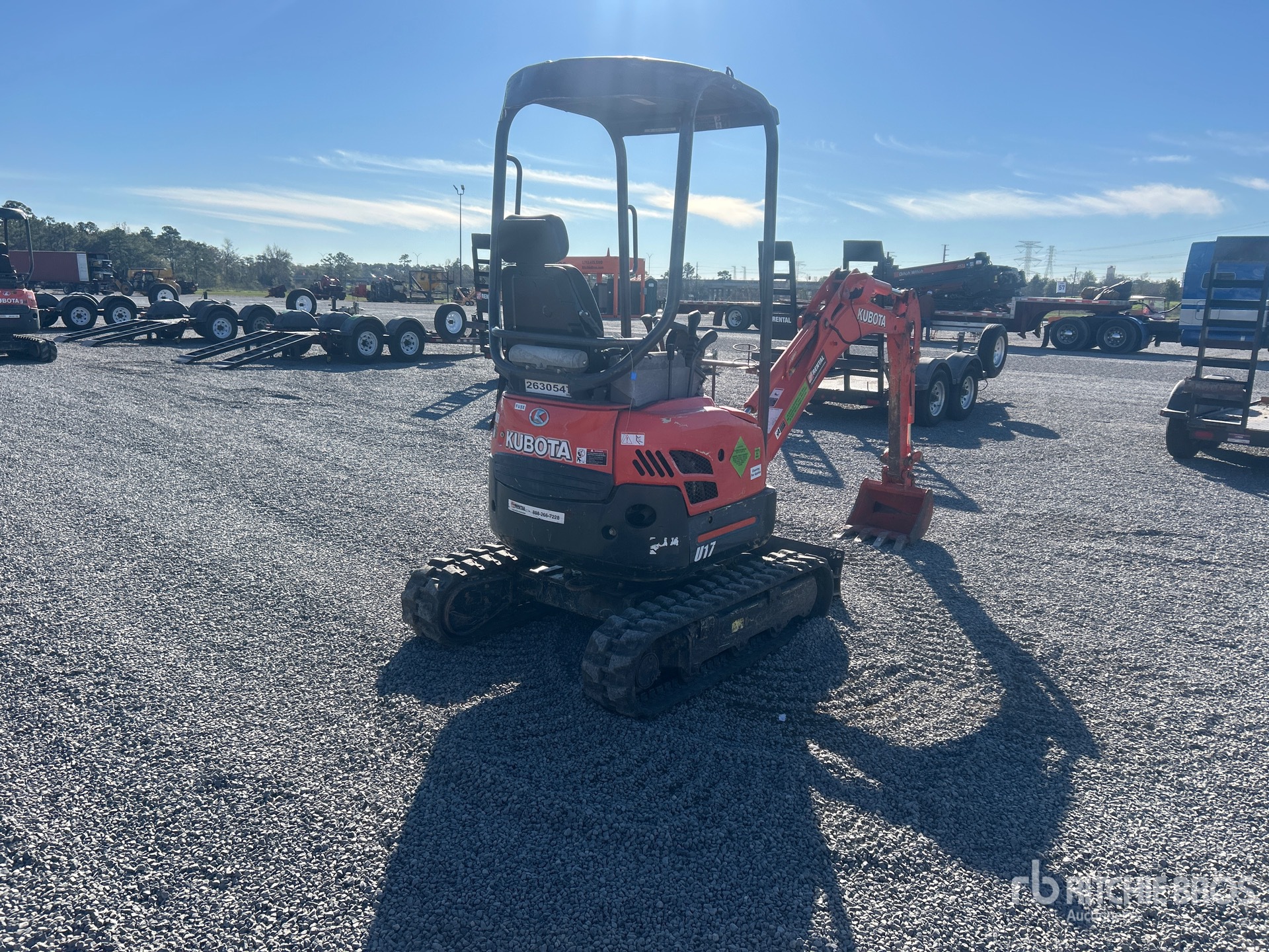 General Appearance with Picture, Right Rear Corner