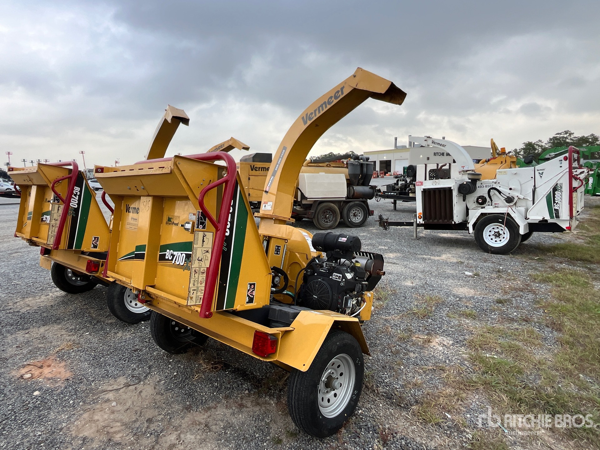 General Appearance with Bild, Ecke hinten rechts