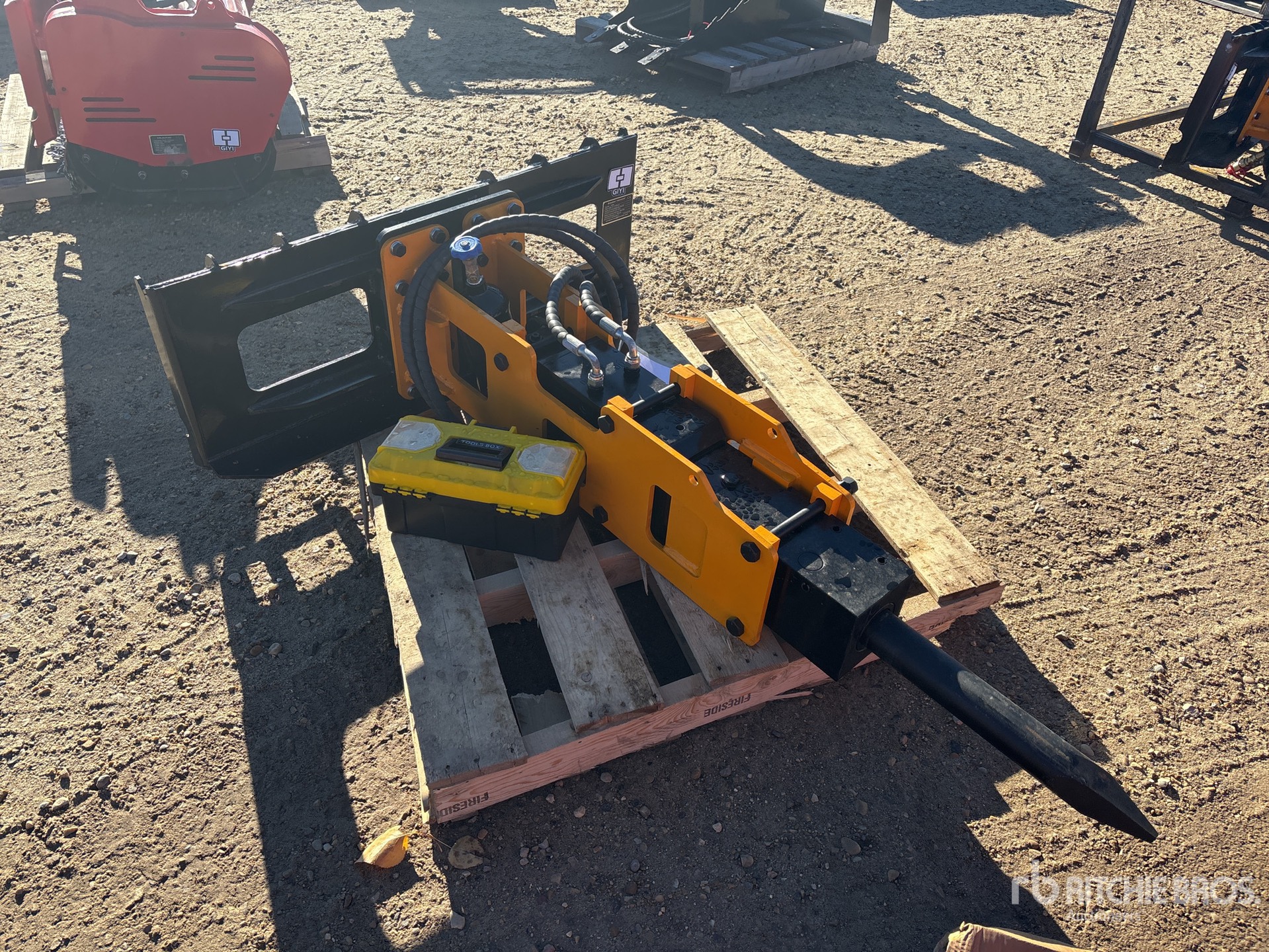 General Appearance with Picture, Right Front Corner