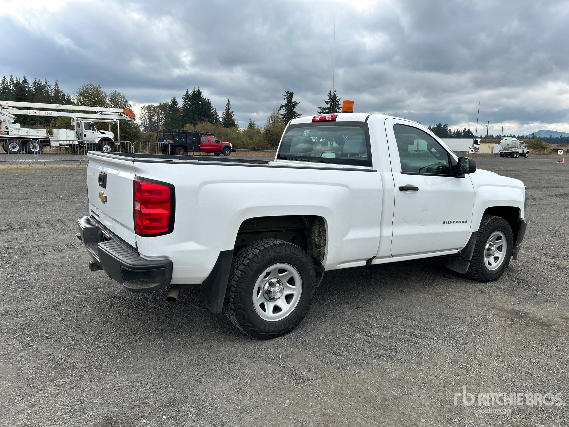 General Appearance with Picture, Right Rear Corner