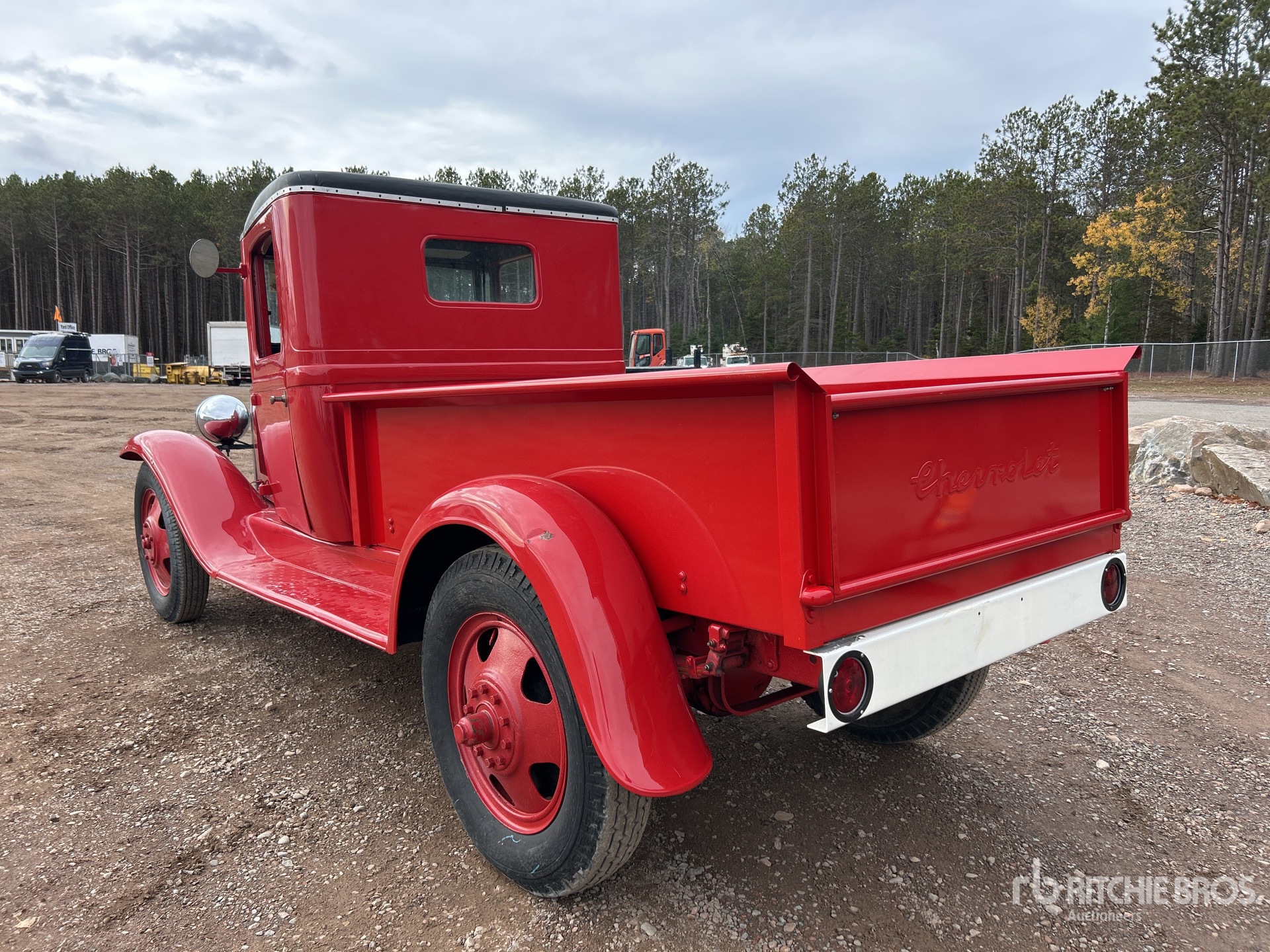 General Appearance with Picture, Left Rear Corner