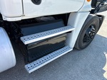 4 Underbody - Truck with 