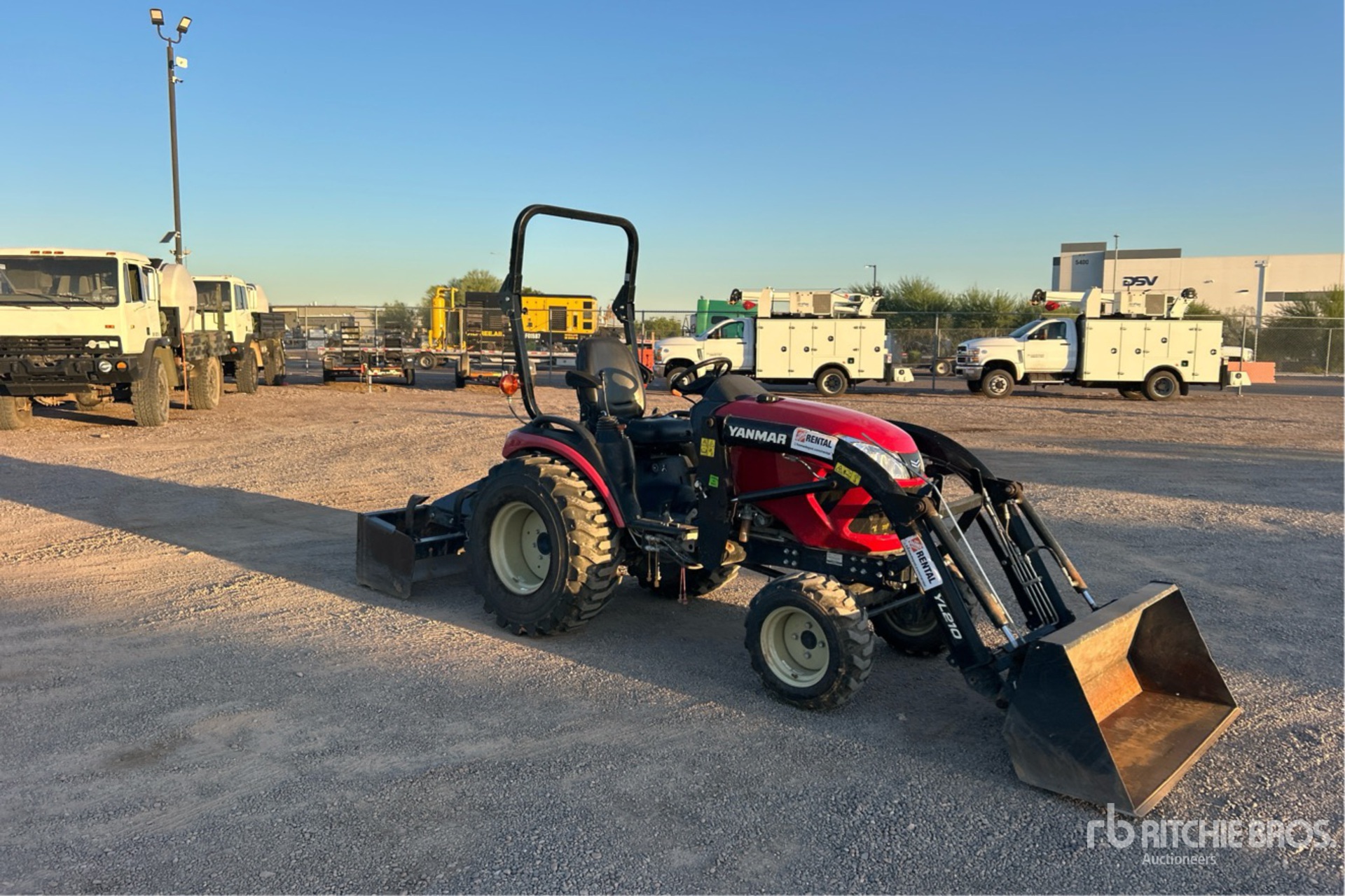 Aspect général with Image, coin avant droit