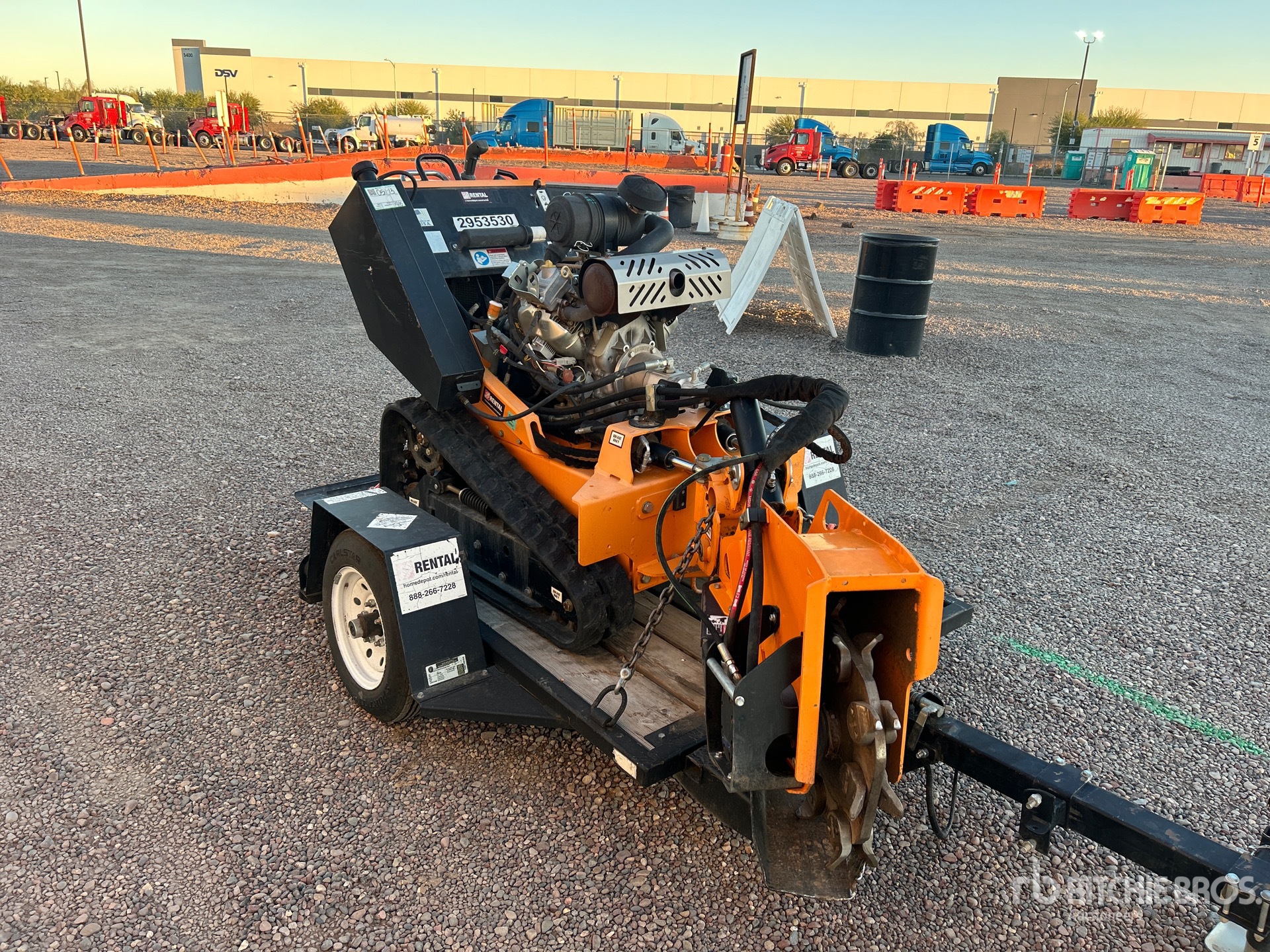 General Appearance with Picture, Right Front Corner