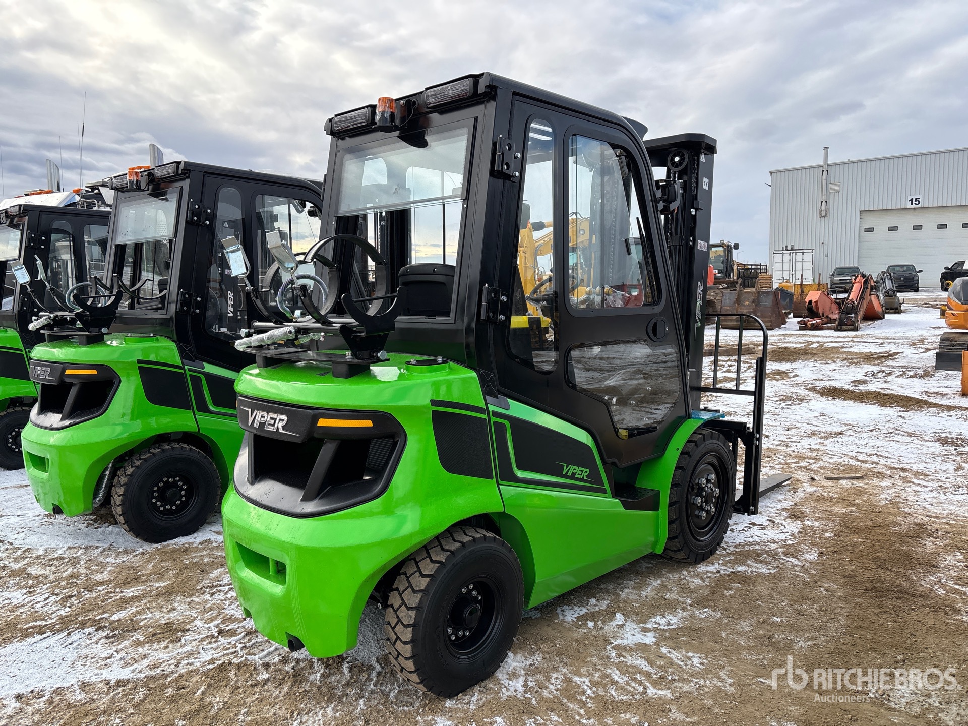 General Appearance with Foto, angolo anteriore sinistro