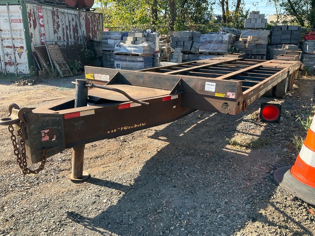 2003 Eager Beaver 27 ft T/A Equipment Trailer