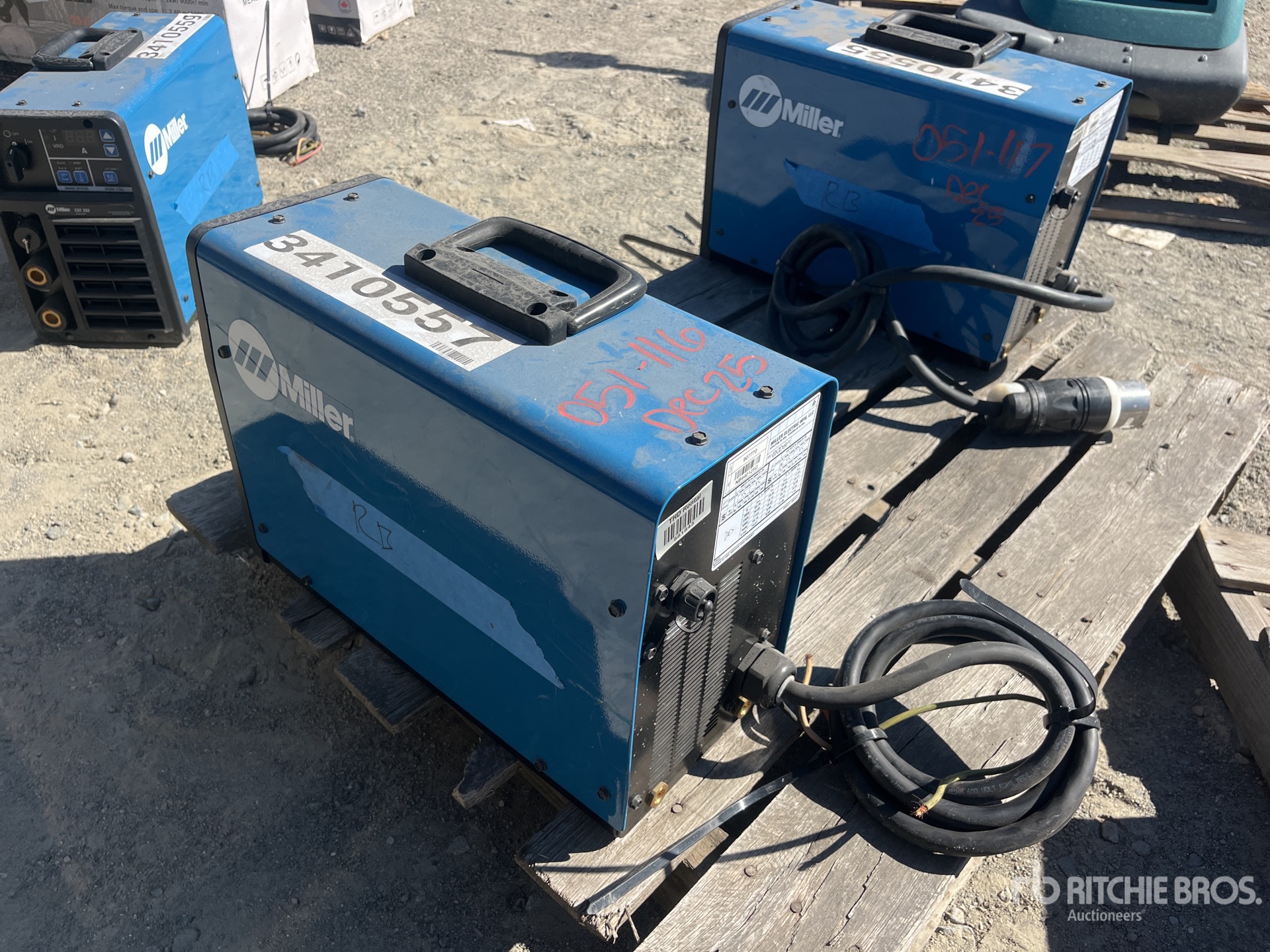 General Appearance with Bild, Ecke hinten links