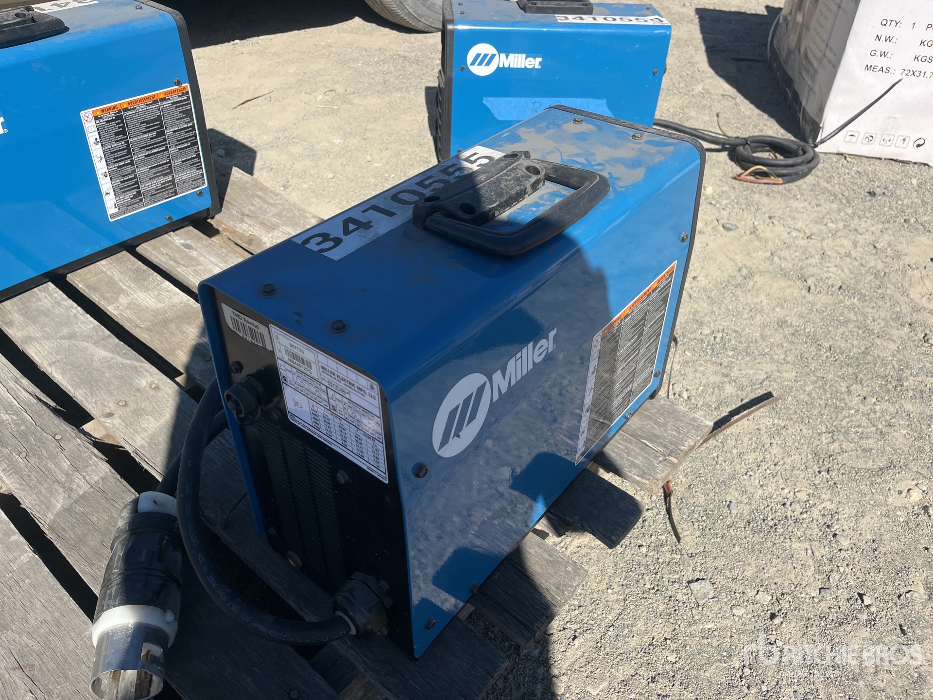 General Appearance with Bild, Ecke hinten rechts