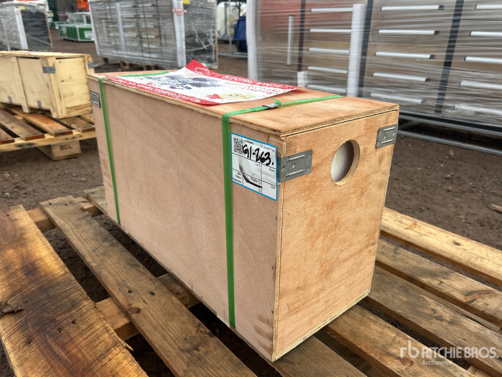 General Appearance with Picture, Left Front Corner