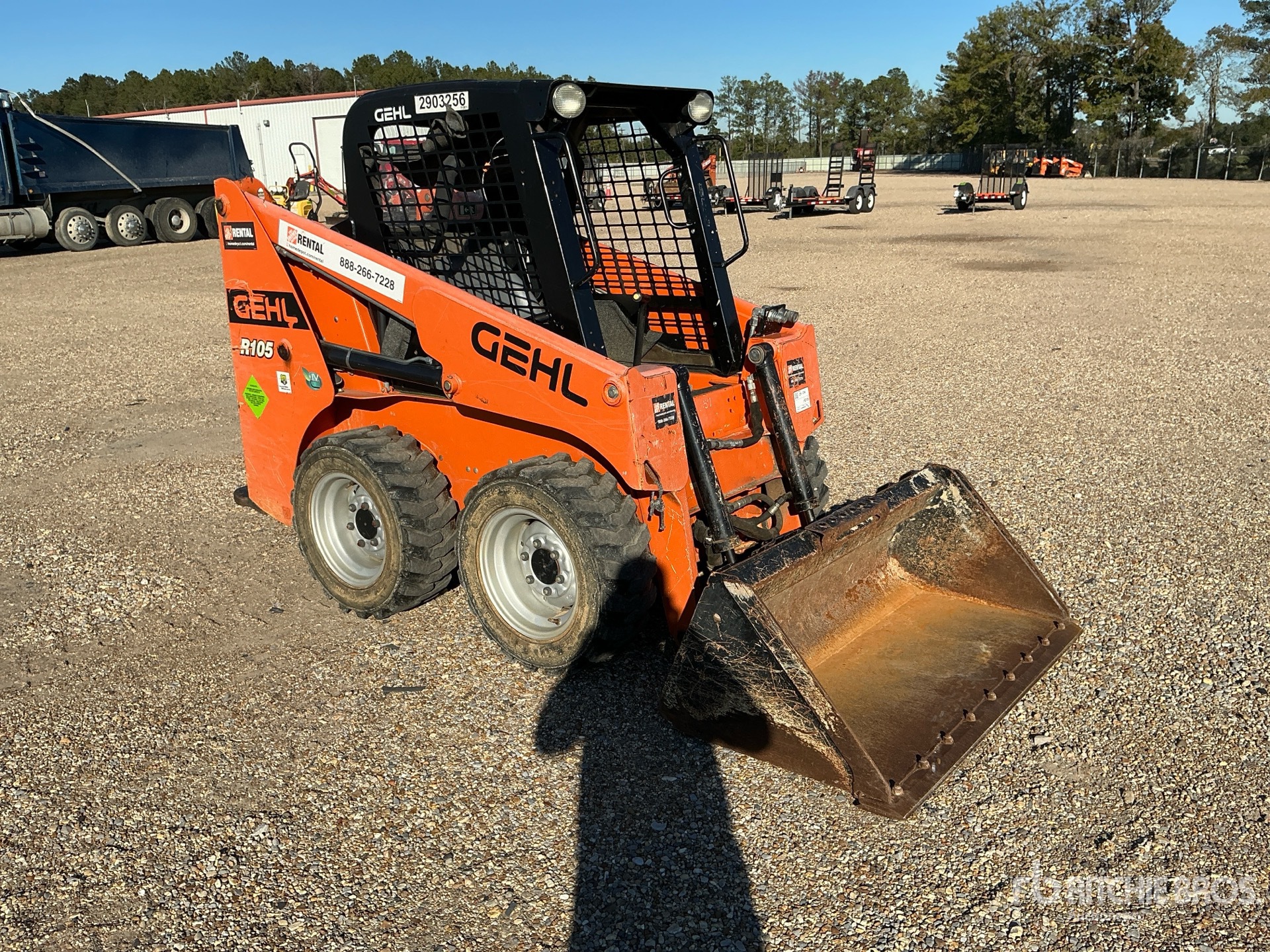 General Appearance with Picture, Right Front Corner