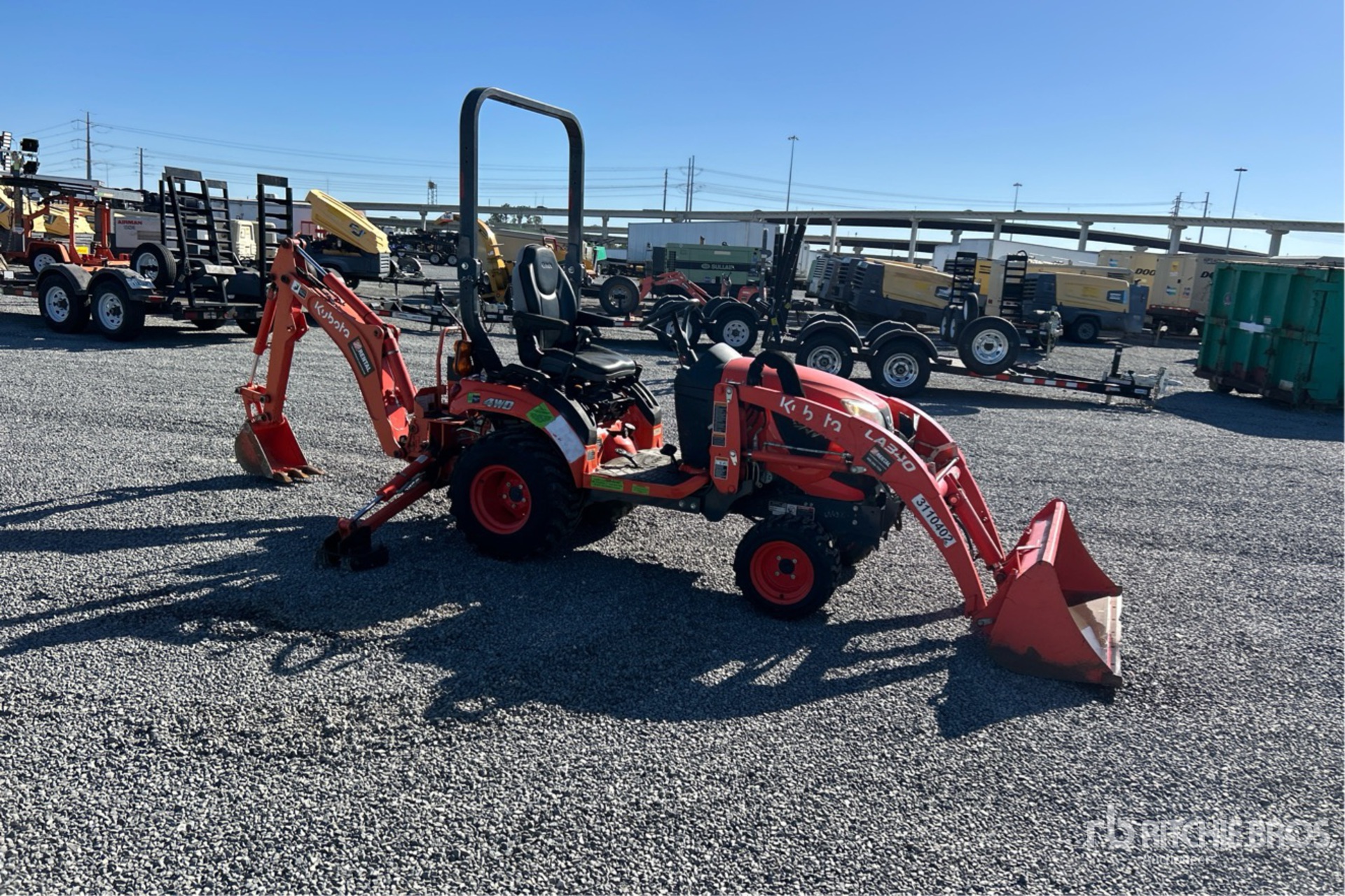 General Appearance with Picture, Right Front Corner