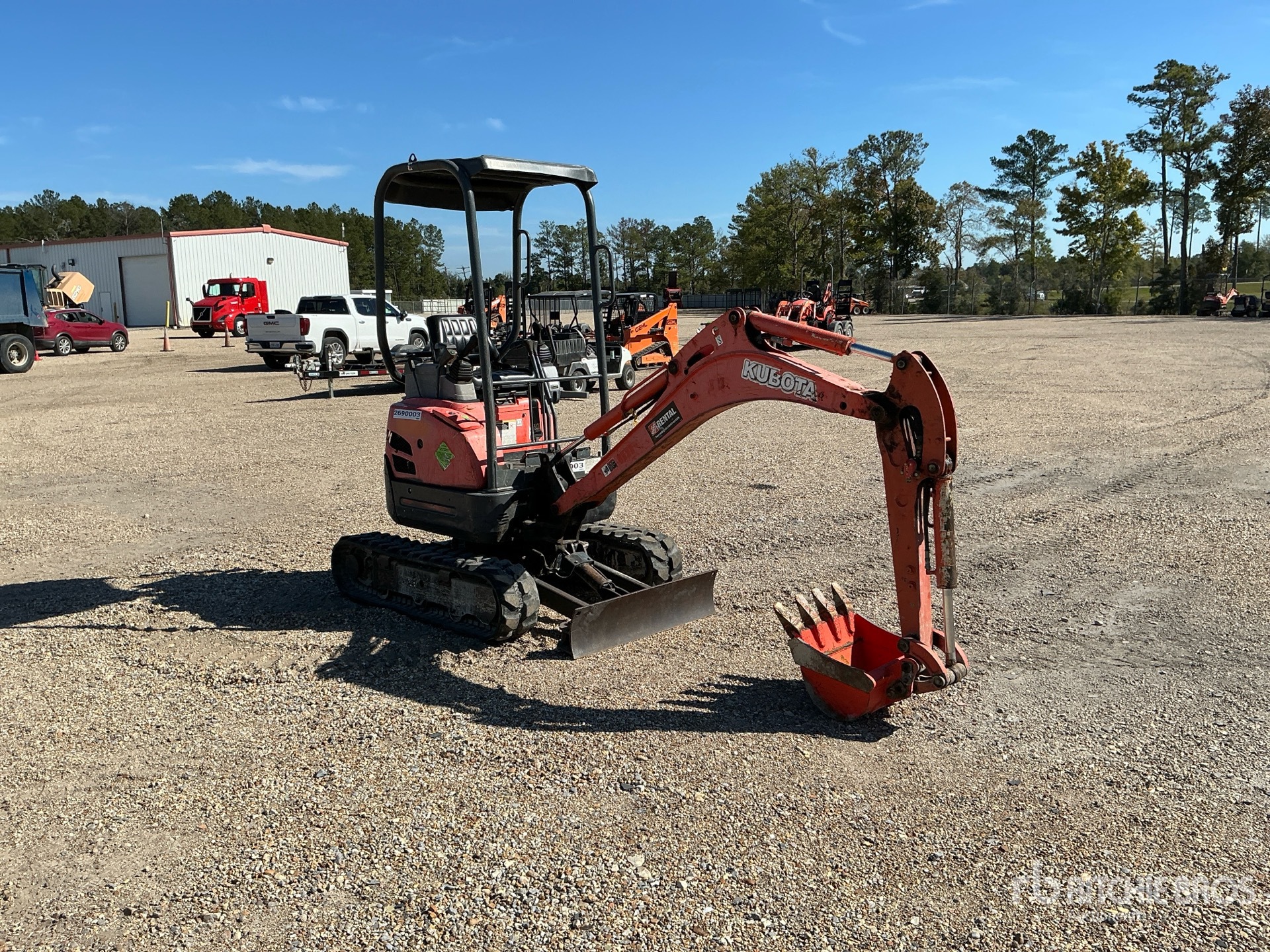 General Appearance with Picture, Right Front Corner