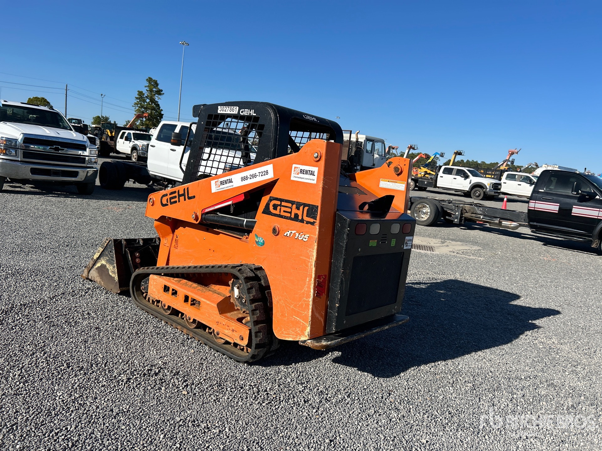 General Appearance with Picture, Left Rear Corner